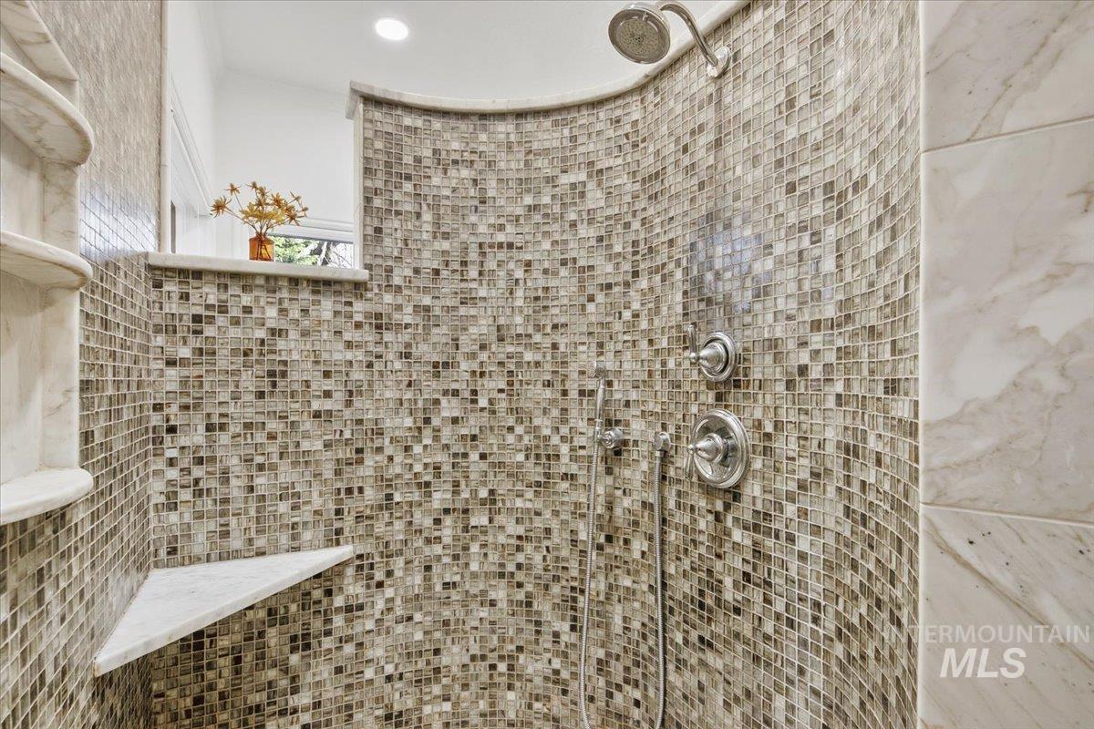 2130 S Crosscreek Lane, Boise, Idaho 83706, 3 Bedrooms, 2.5 Bathrooms, Residential For Sale, Price $1,486,000,MLS 98971780