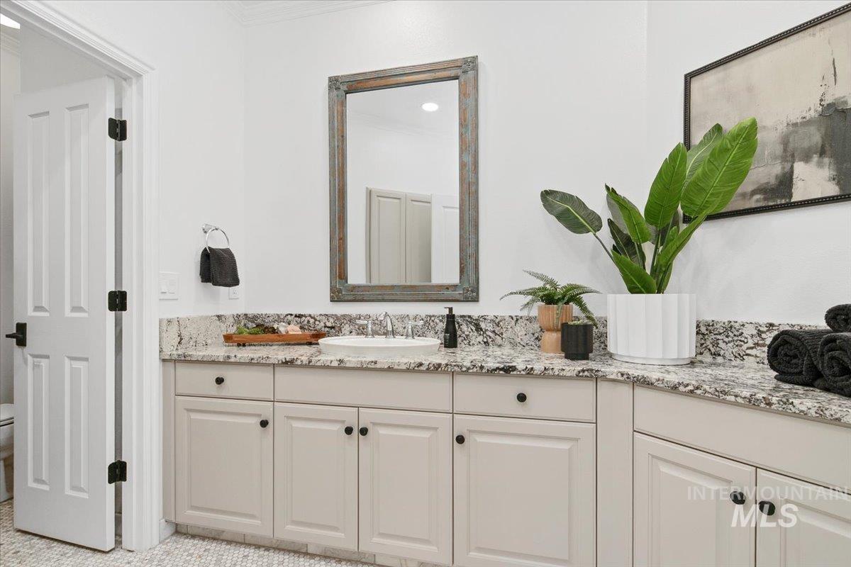 2130 S Crosscreek Lane, Boise, Idaho 83706, 3 Bedrooms, 2.5 Bathrooms, Residential For Sale, Price $1,486,000,MLS 98971780