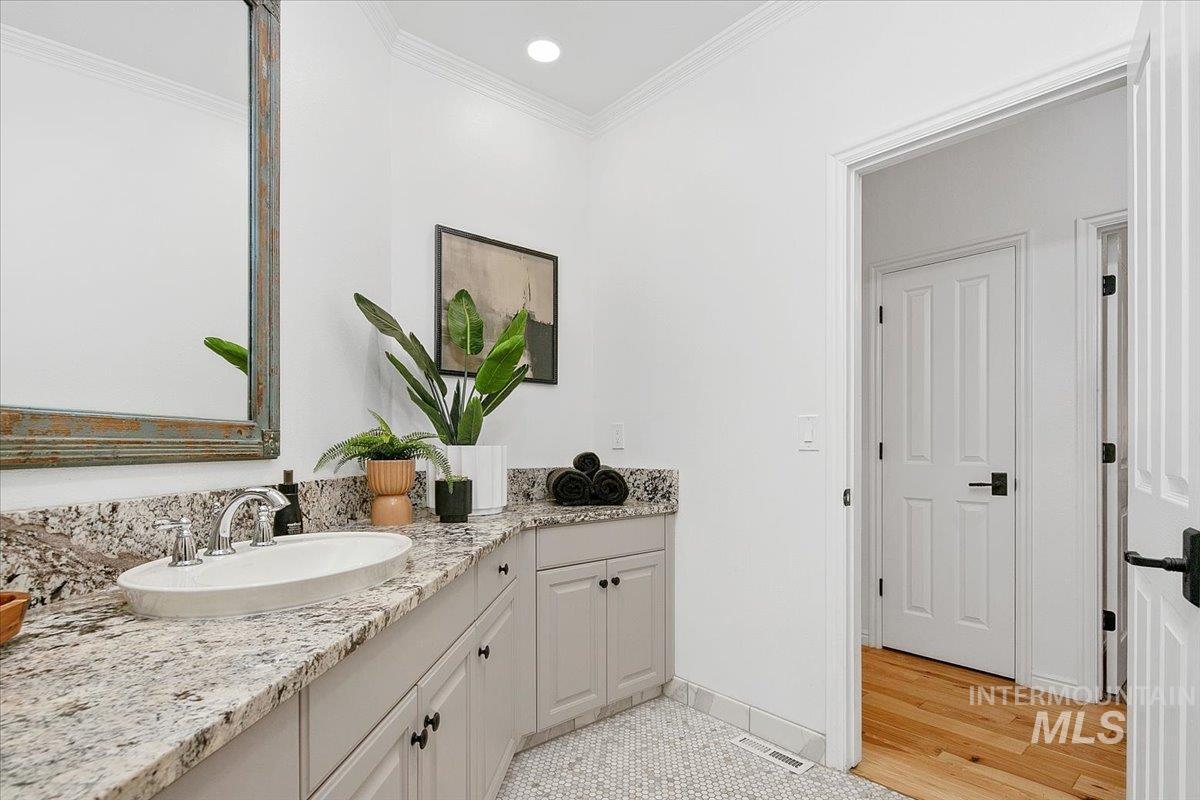 2130 S Crosscreek Lane, Boise, Idaho 83706, 3 Bedrooms, 2.5 Bathrooms, Residential For Sale, Price $1,486,000,MLS 98971780