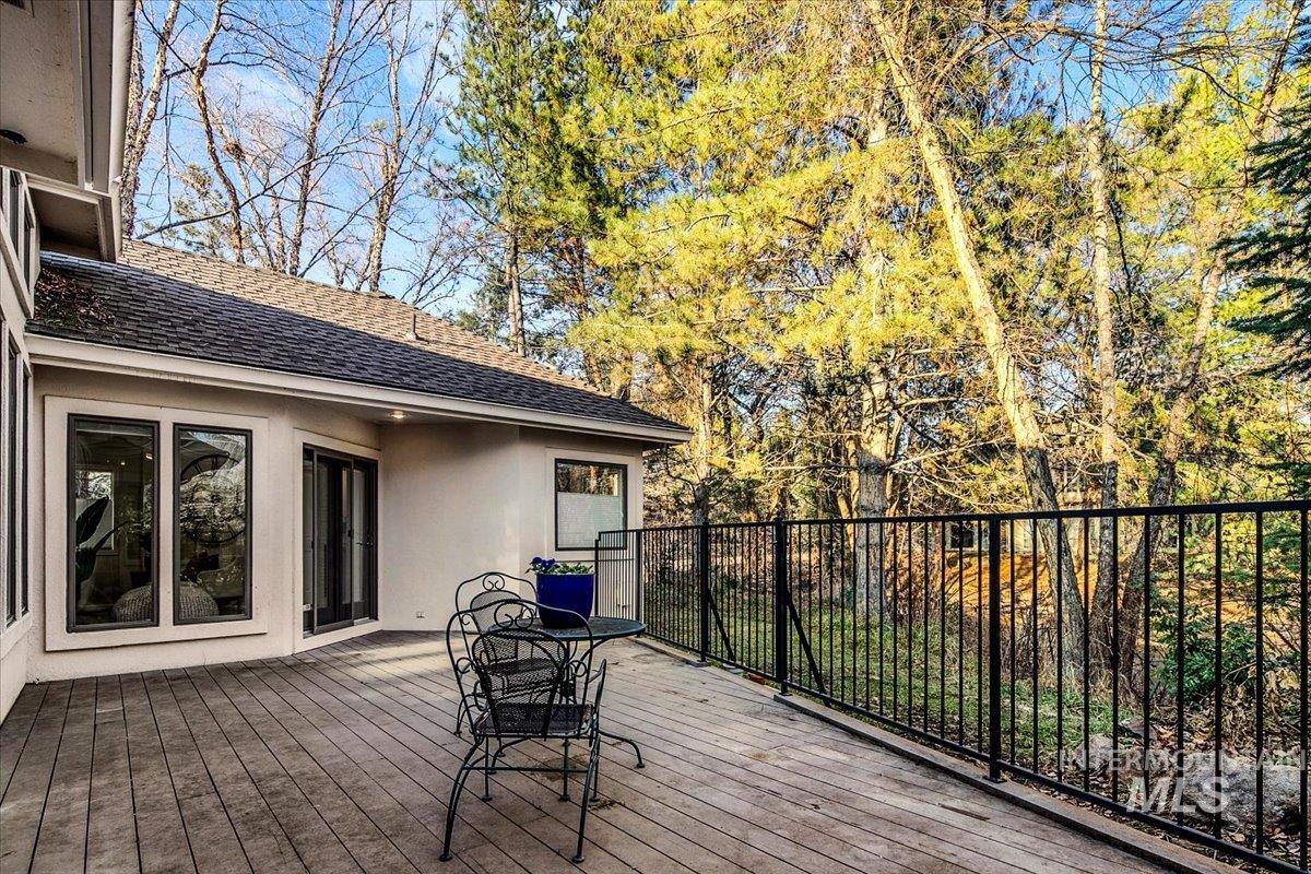 2130 S Crosscreek Lane, Boise, Idaho 83706, 3 Bedrooms, 2.5 Bathrooms, Residential For Sale, Price $1,486,000,MLS 98971780