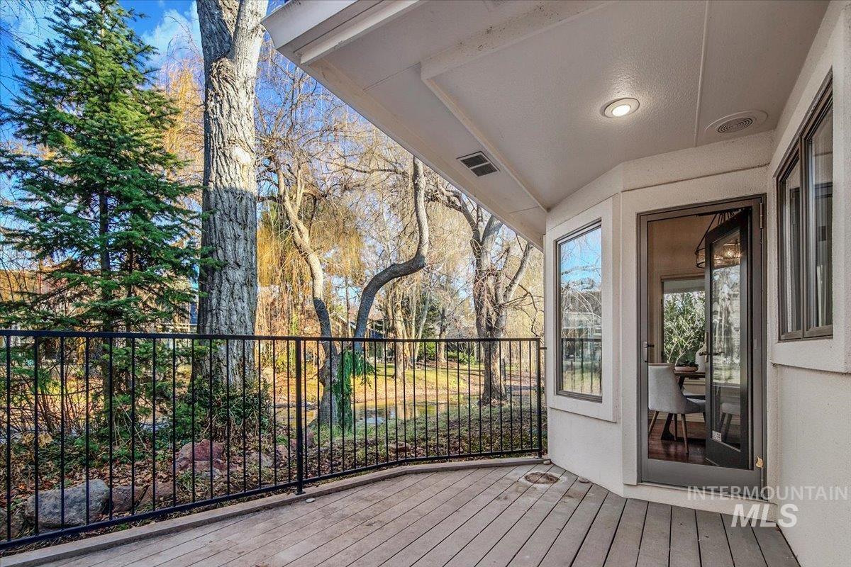 2130 S Crosscreek Lane, Boise, Idaho 83706, 3 Bedrooms, 2.5 Bathrooms, Residential For Sale, Price $1,486,000,MLS 98971780