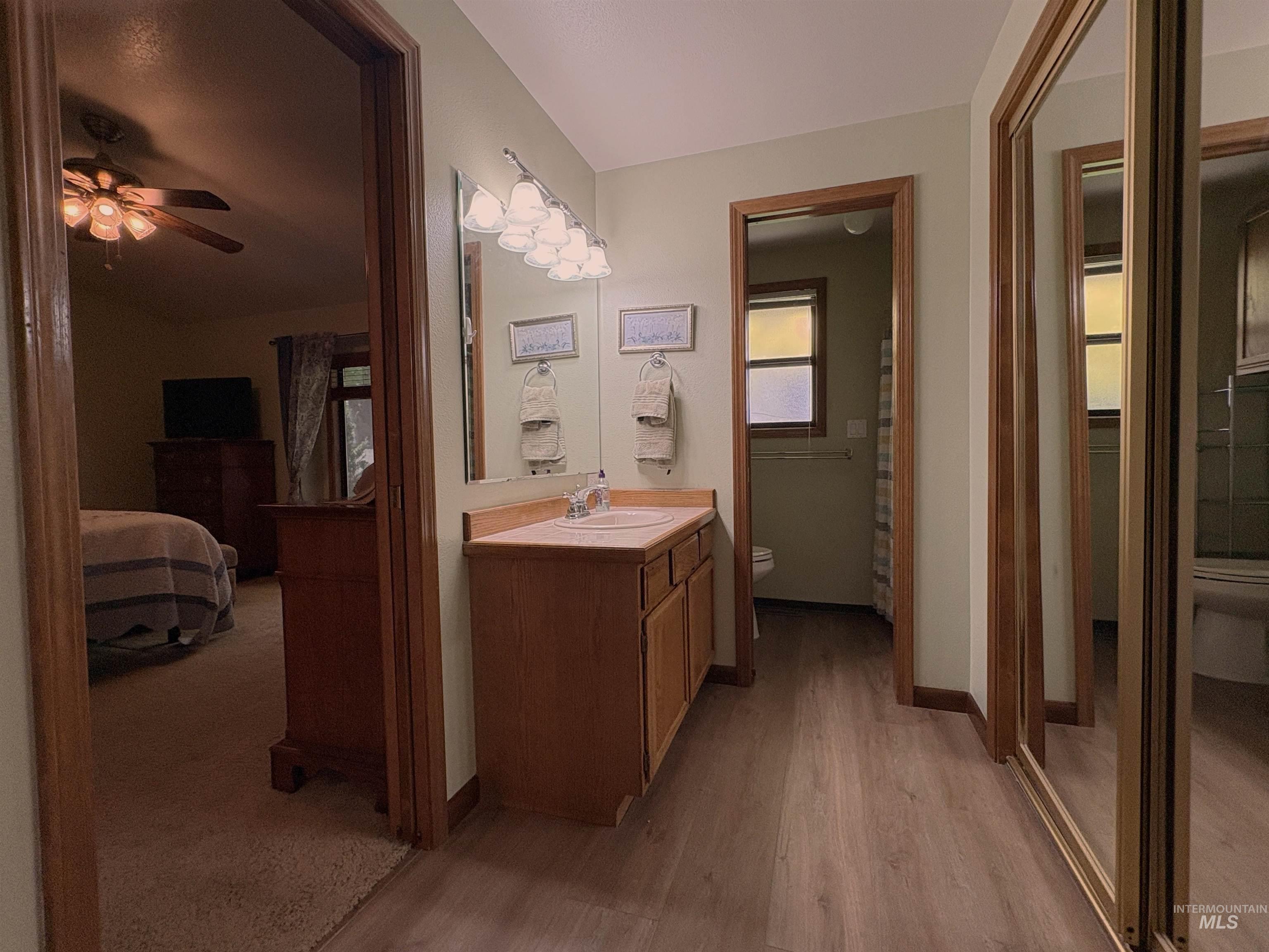 11085 W Bridgetower Dr., Boise, Idaho 83709, 3 Bedrooms, 2 Bathrooms, Residential For Sale, Price $447,500,MLS 98971783