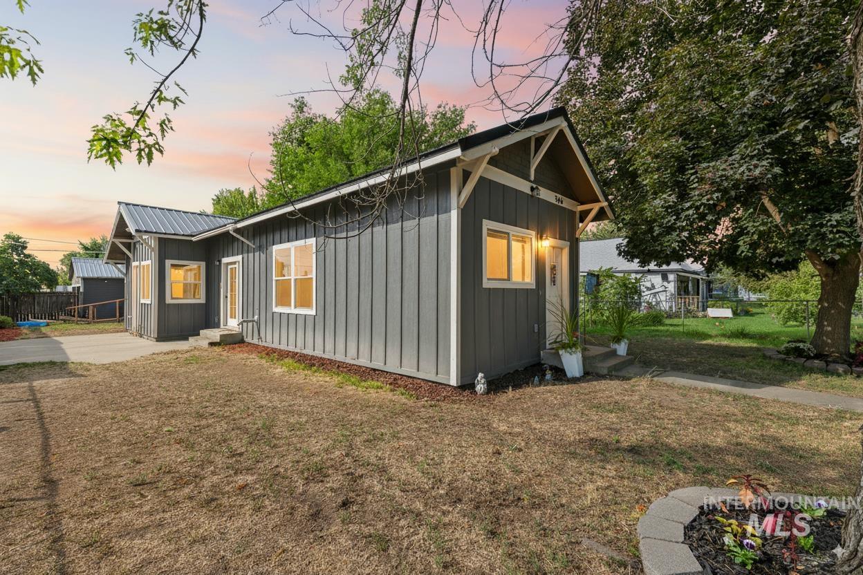 366 4th Ave N, Payette, Idaho 83661, 3 Bedrooms, 2 Bathrooms, Residential For Sale, Price $315,000,MLS 98971784