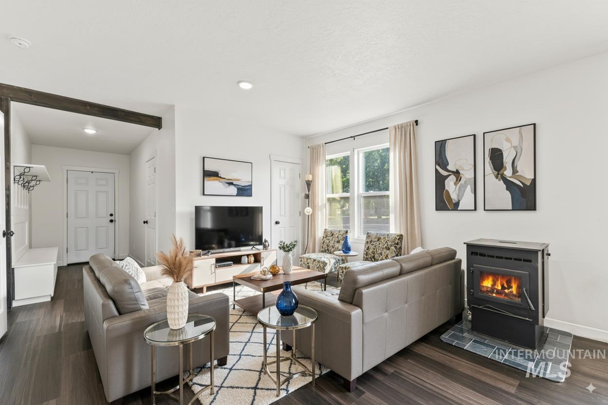 366 4th Ave N, Payette, Idaho 83661, 3 Bedrooms, 2 Bathrooms, Residential For Sale, Price $315,000,MLS 98971784