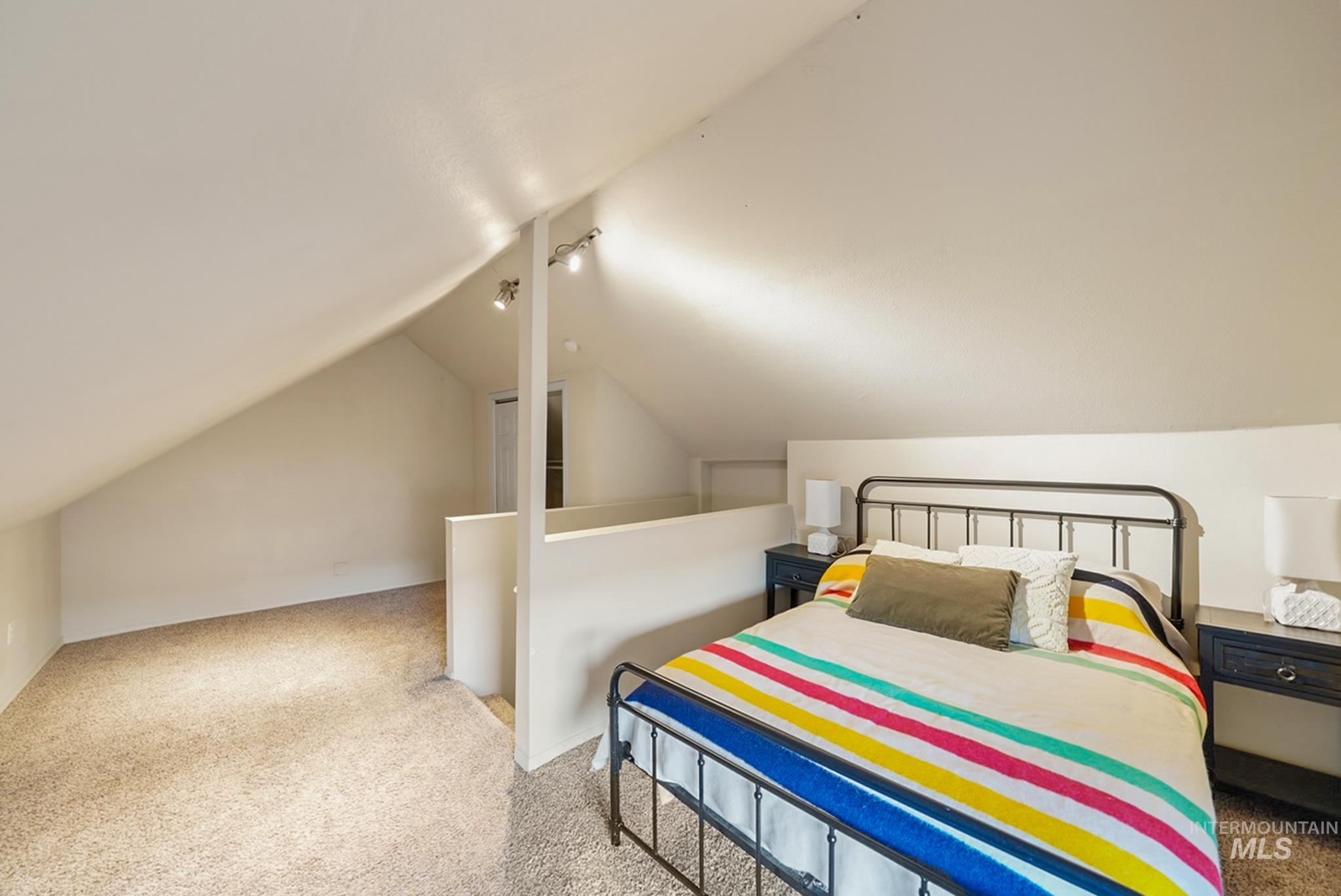 1727 S Broxon St, Boise, Idaho 83712, 3 Bedrooms, 1 Bathroom, Residential For Sale, Price $349,999,MLS 98971786