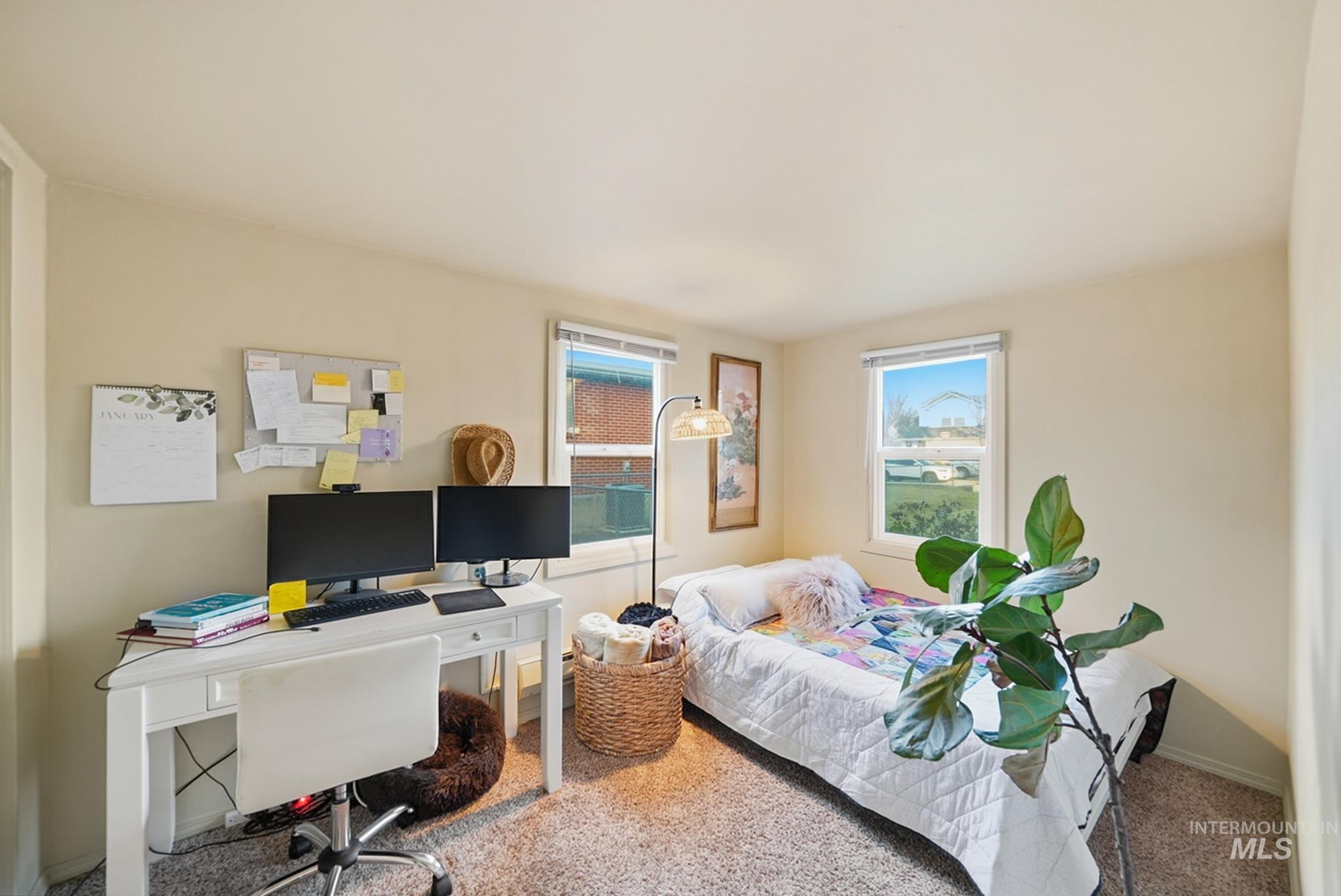 1727 S Broxon St, Boise, Idaho 83712, 3 Bedrooms, 1 Bathroom, Residential For Sale, Price $349,999,MLS 98971786