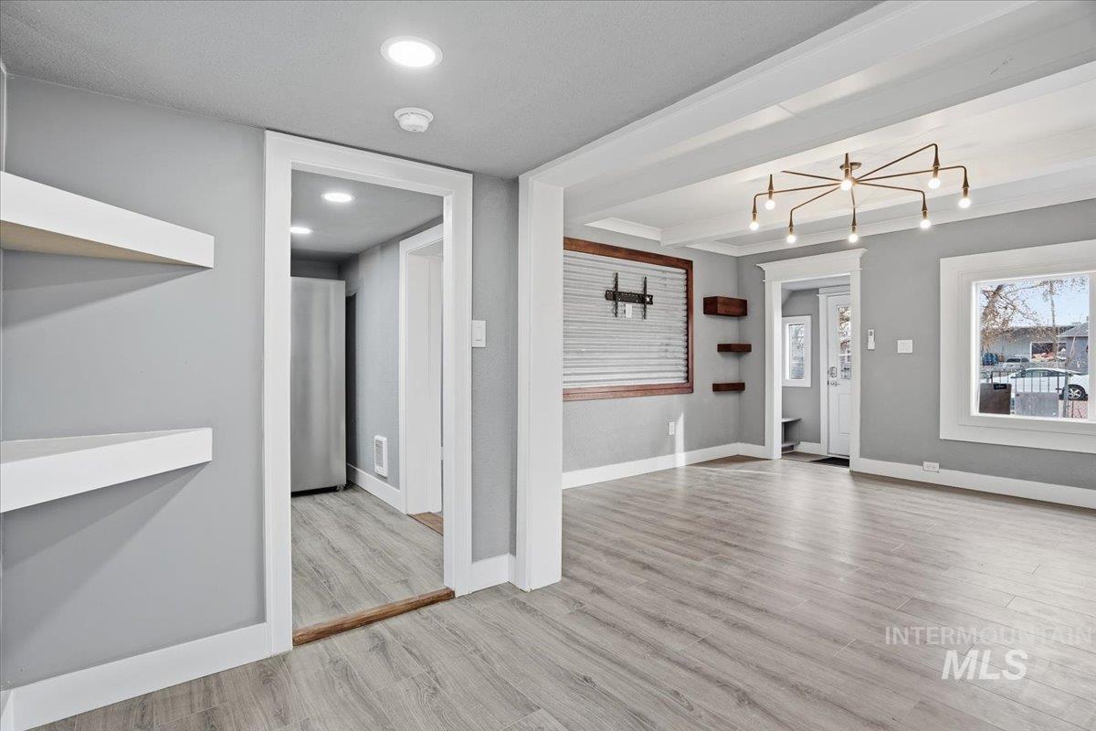 207 10th Avenue N., Nampa, Idaho 83687, 2 Bedrooms, 1 Bathroom, Residential For Sale, Price $334,000,MLS 98971788