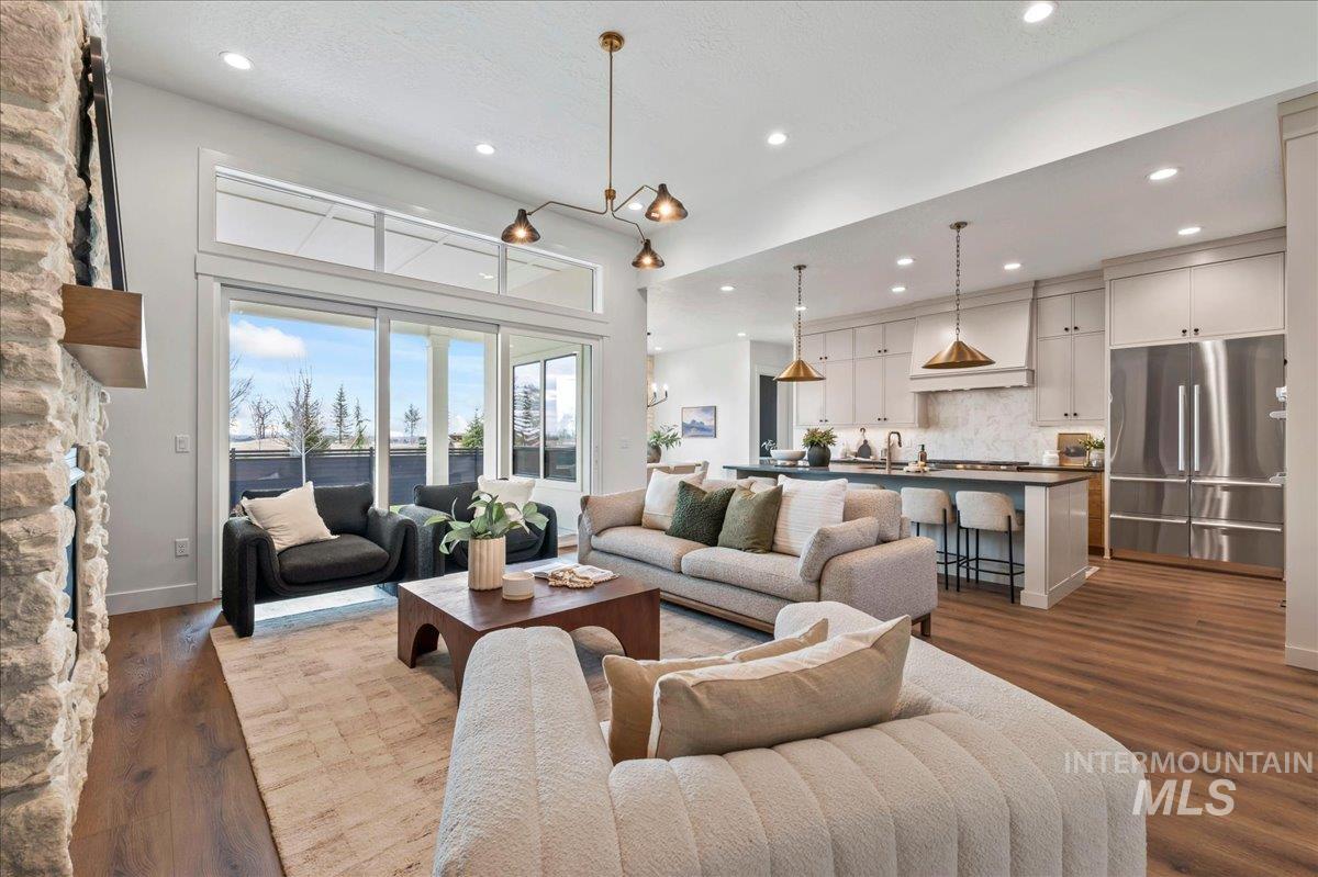 7349 W Feather Edge St, Eagle, Idaho 83616, 4 Bedrooms, 4.5 Bathrooms, Residential For Sale, Price $1,230,000,MLS 98971789