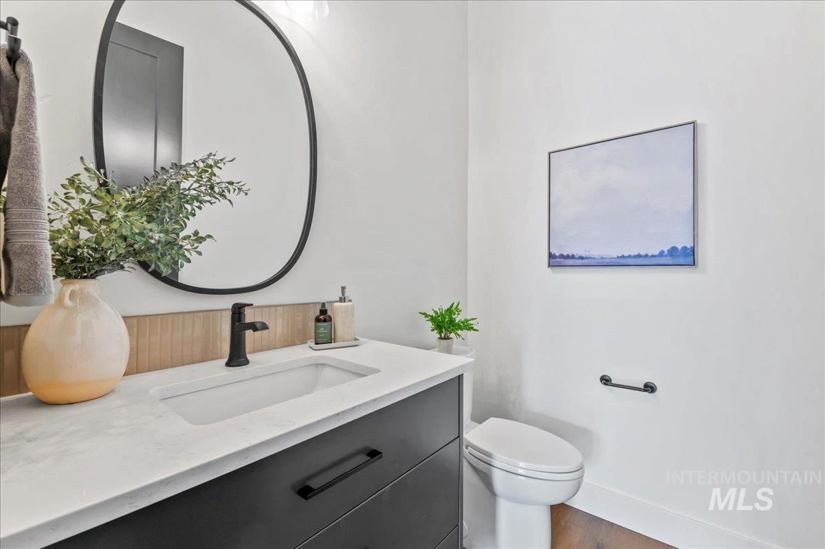 7349 W Feather Edge St, Eagle, Idaho 83616, 4 Bedrooms, 4.5 Bathrooms, Residential For Sale, Price $1,230,000,MLS 98971789