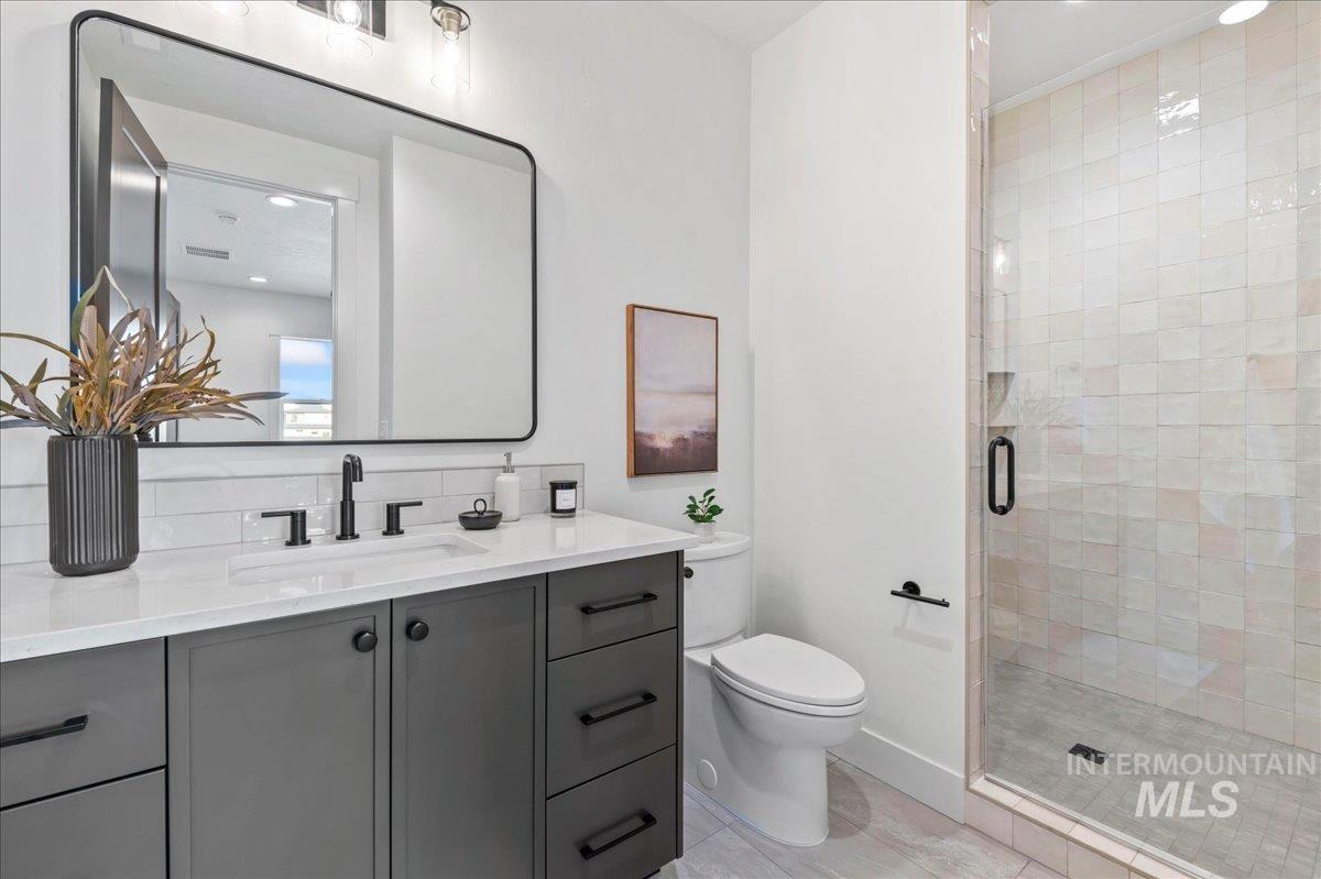 7349 W Feather Edge St, Eagle, Idaho 83616, 4 Bedrooms, 4.5 Bathrooms, Residential For Sale, Price $1,230,000,MLS 98971789