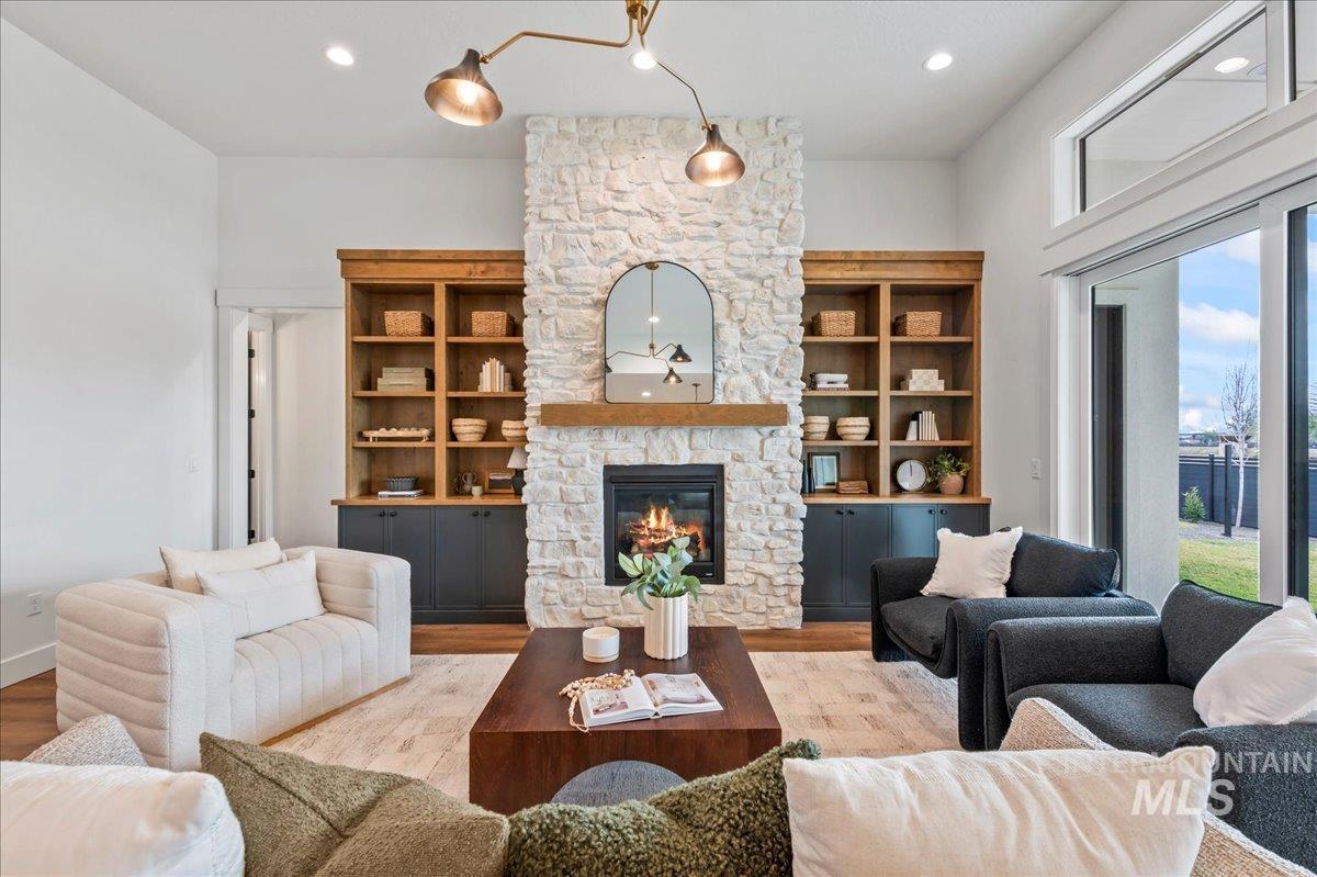 7349 W Feather Edge St, Eagle, Idaho 83616, 4 Bedrooms, 4.5 Bathrooms, Residential For Sale, Price $1,230,000,MLS 98971789