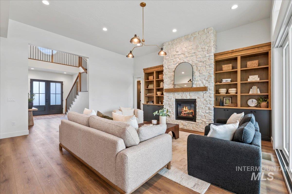 7349 W Feather Edge St, Eagle, Idaho 83616, 4 Bedrooms, 4.5 Bathrooms, Residential For Sale, Price $1,230,000,MLS 98971789