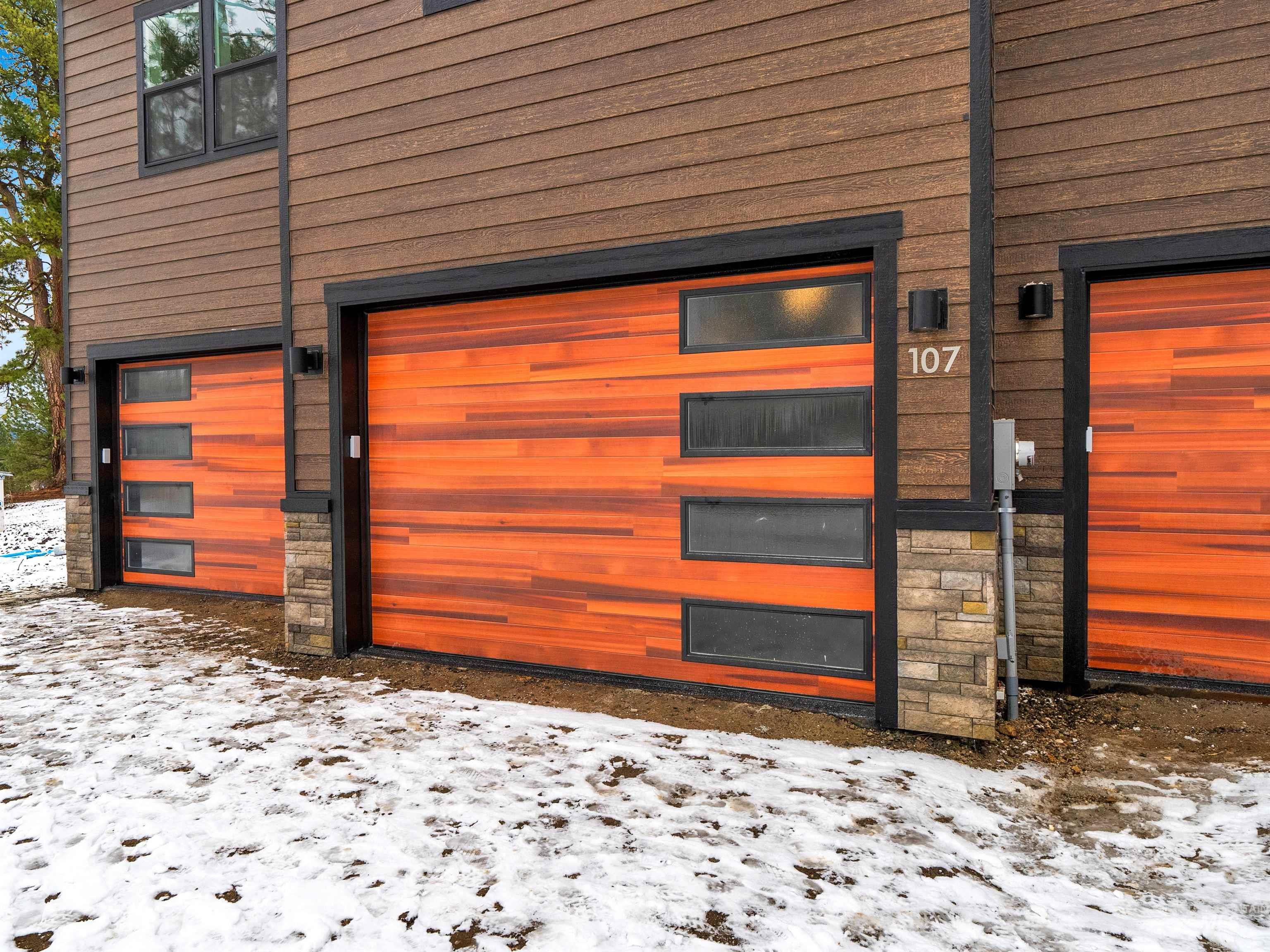 Lot 32 Blk 1 Raven Loop, Cascade, Idaho 83611, 2 Bedrooms, 2 Bathrooms, Residential Income For Sale, Price $1,249,000,MLS 98971795