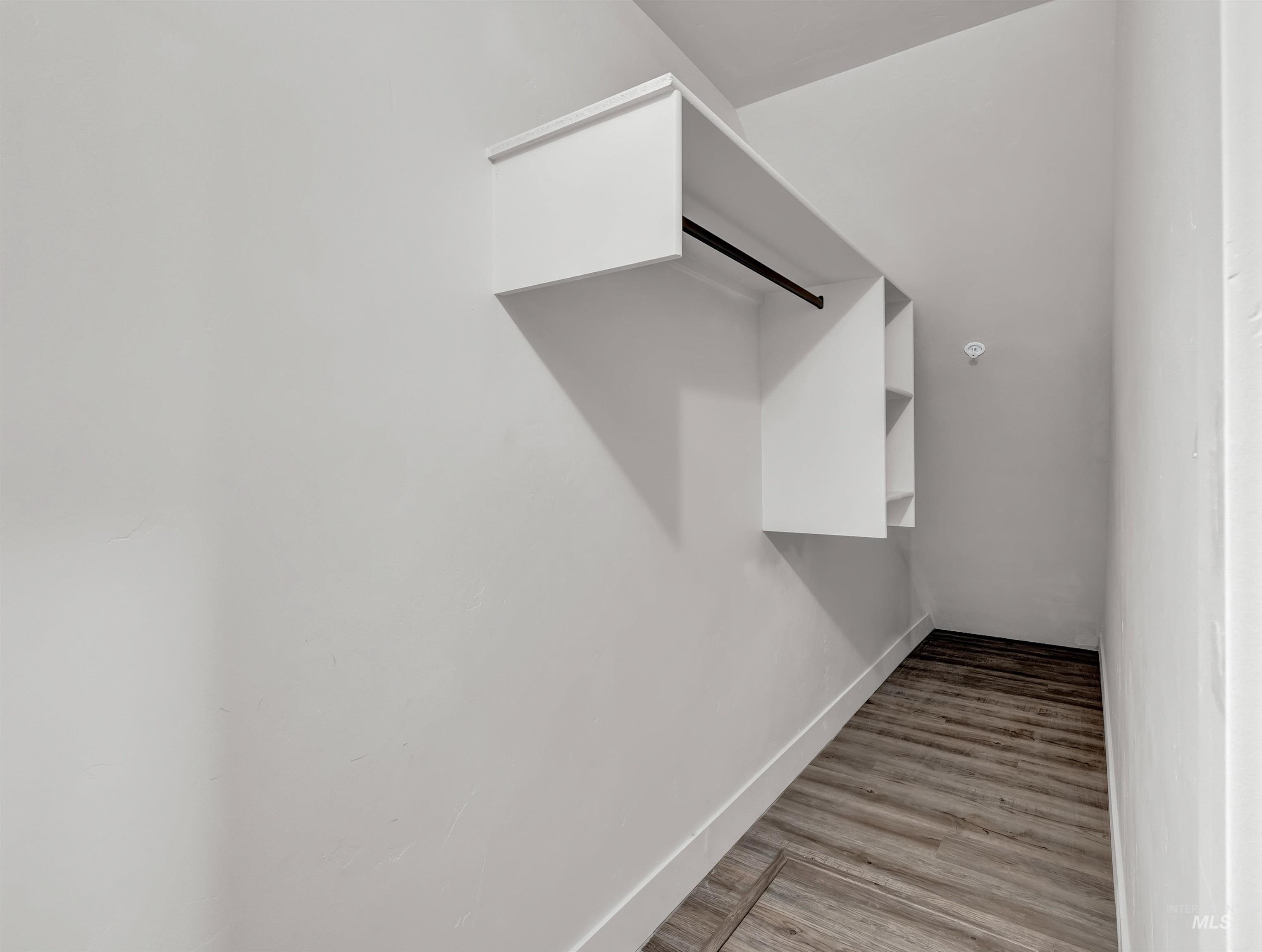 Lot 32 Blk 1 Raven Loop, Cascade, Idaho 83611, 2 Bedrooms, 2 Bathrooms, Residential Income For Sale, Price $1,249,000,MLS 98971795