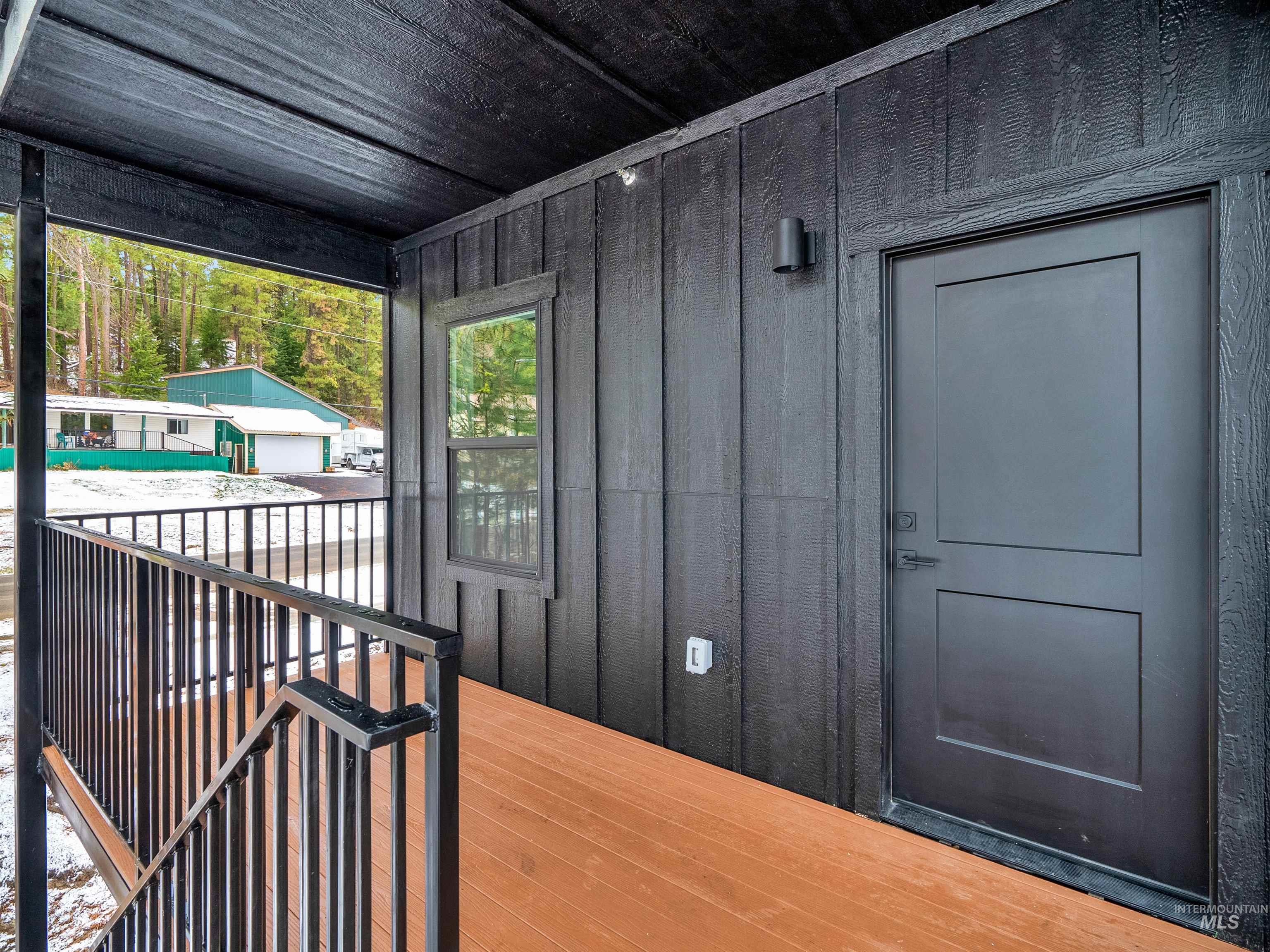 Lot 32 Blk 1 Raven Loop, Cascade, Idaho 83611, 2 Bedrooms, 2 Bathrooms, Residential Income For Sale, Price $1,249,000,MLS 98971795