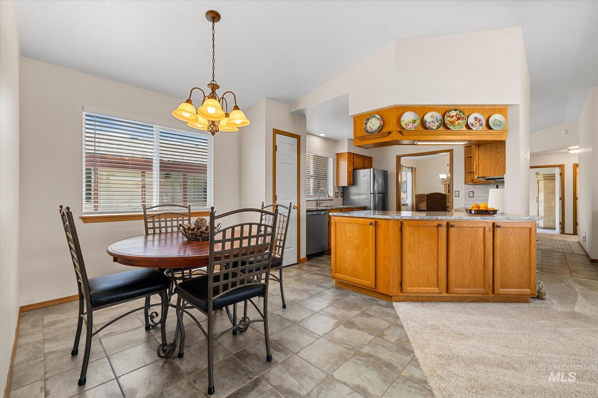 1100 Burnett Dr #602, Nampa, Idaho 83651, 3 Bedrooms, 2 Bathrooms, Residential For Sale, Price $324,000,MLS 98971796