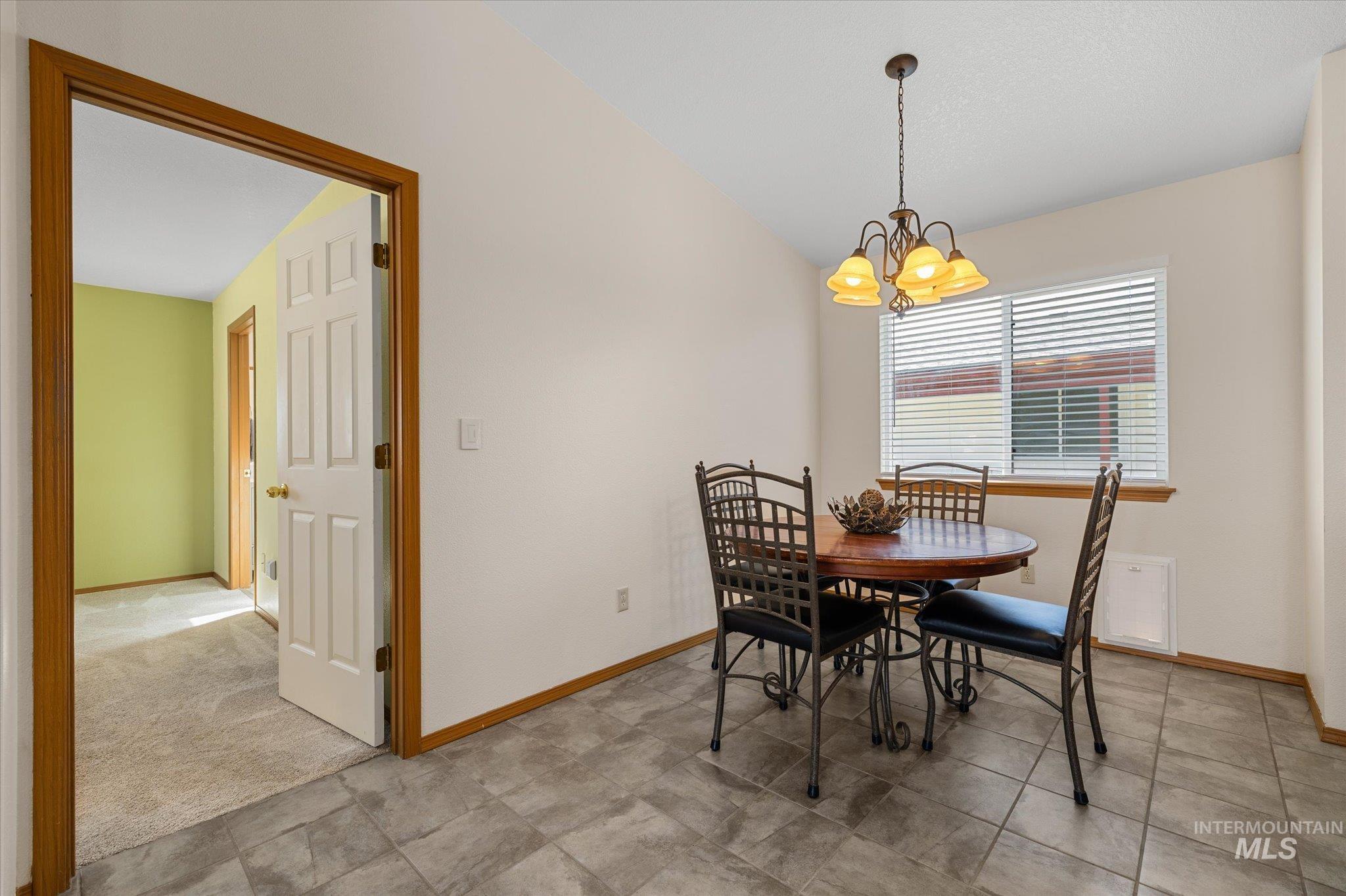 1100 Burnett Dr #602, Nampa, Idaho 83651, 3 Bedrooms, 2 Bathrooms, Residential For Sale, Price $324,000,MLS 98971796