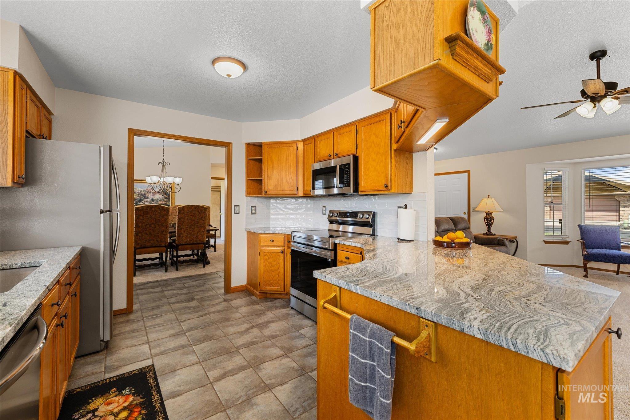 1100 Burnett Dr #602, Nampa, Idaho 83651, 3 Bedrooms, 2 Bathrooms, Residential For Sale, Price $324,000,MLS 98971796