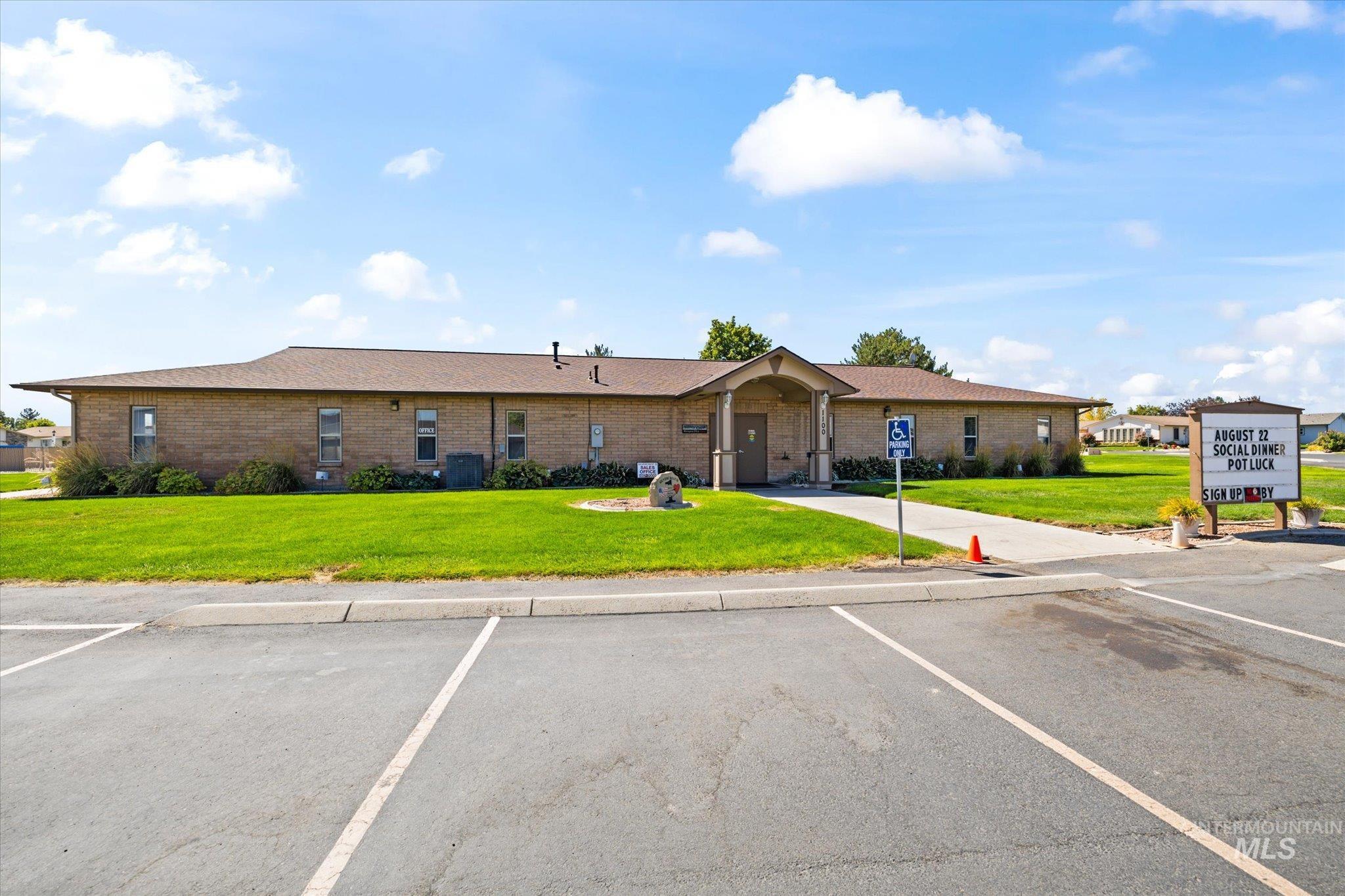 1100 Burnett Dr #602, Nampa, Idaho 83651, 3 Bedrooms, 2 Bathrooms, Residential For Sale, Price $324,000,MLS 98971796