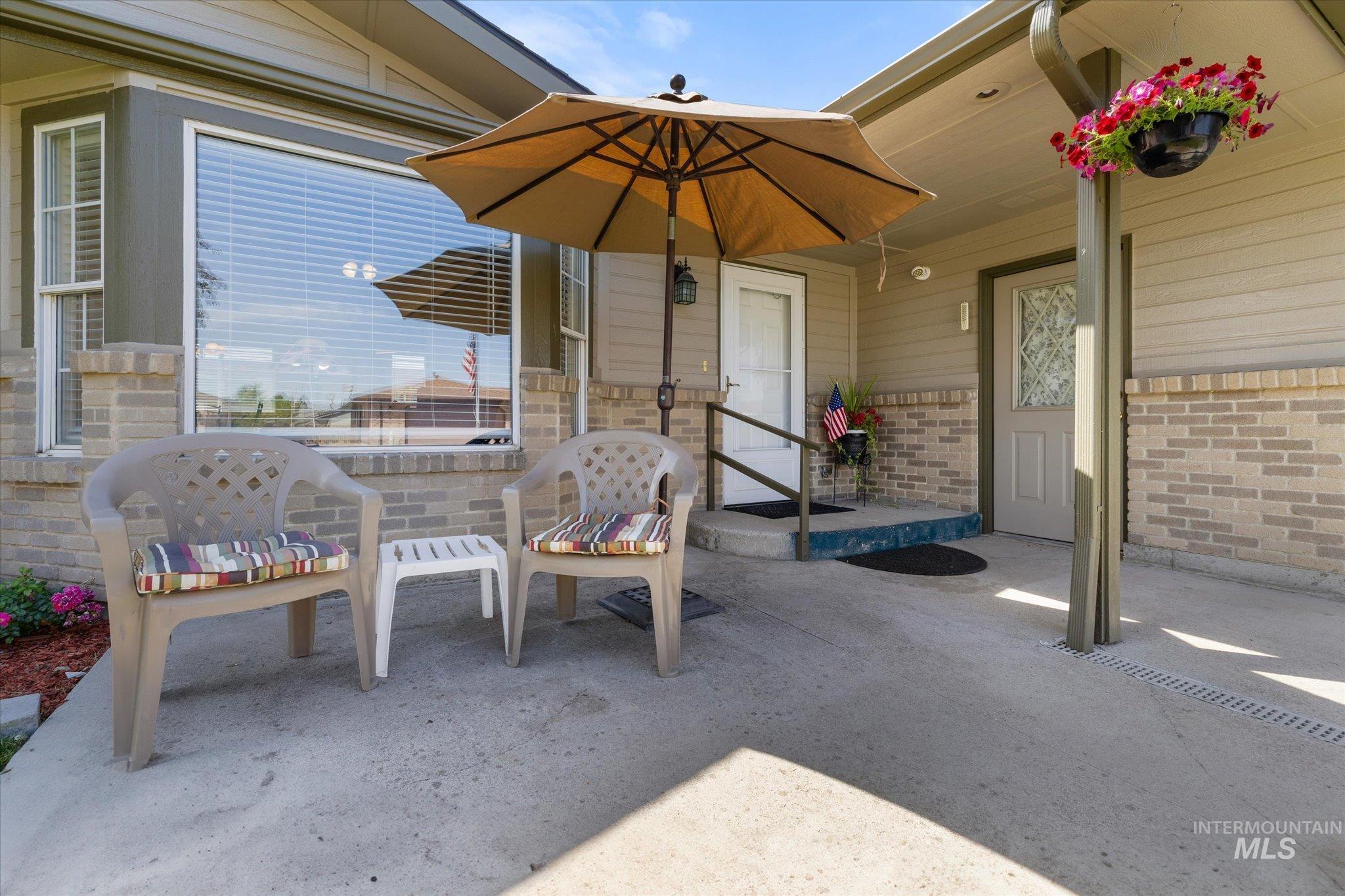 1100 Burnett Dr #602, Nampa, Idaho 83651, 3 Bedrooms, 2 Bathrooms, Residential For Sale, Price $324,000,MLS 98971796