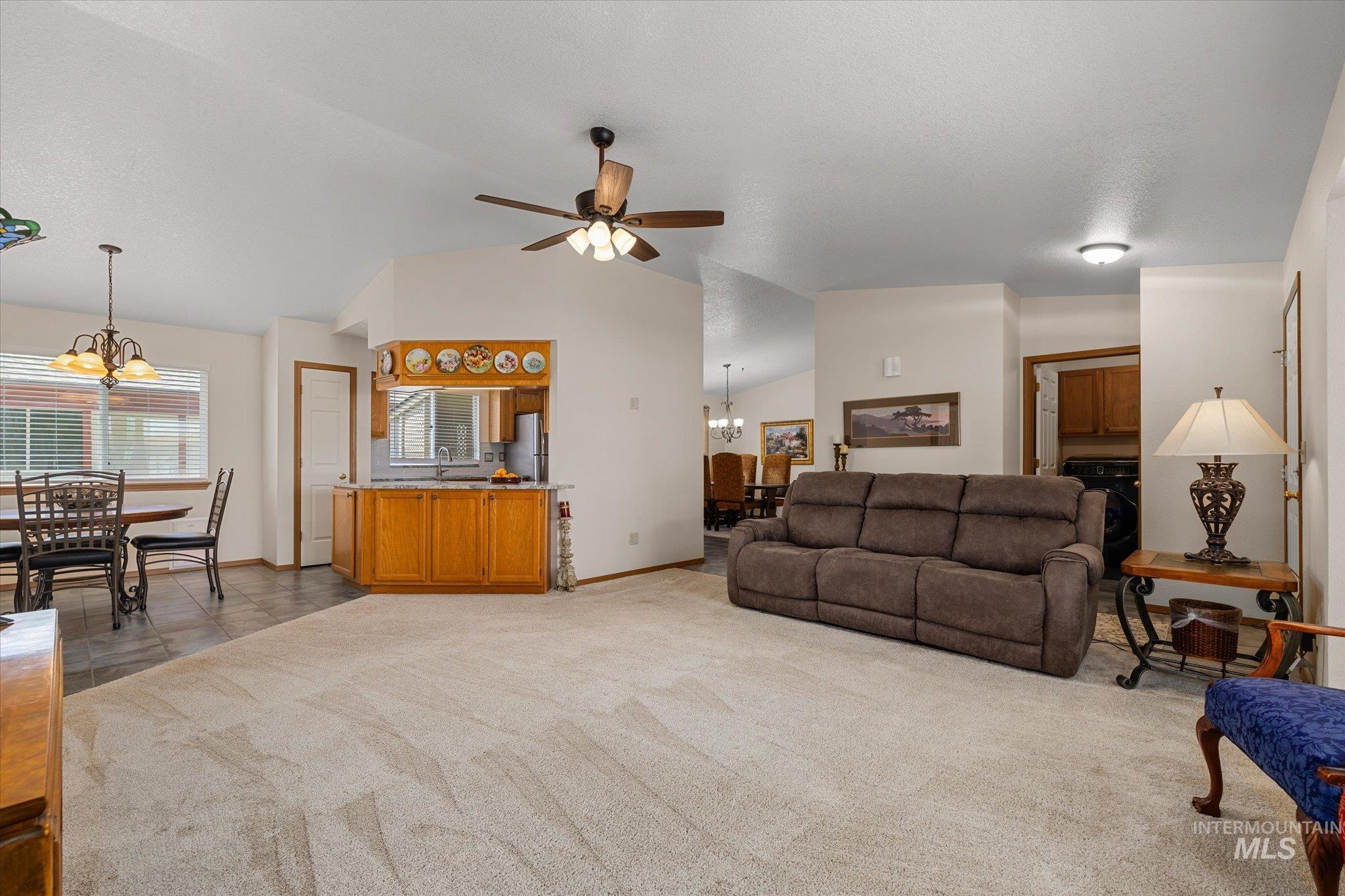 1100 Burnett Dr #602, Nampa, Idaho 83651, 3 Bedrooms, 2 Bathrooms, Residential For Sale, Price $324,000,MLS 98971796