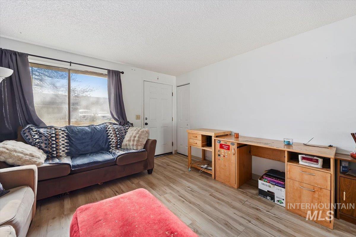 259 Pheasant Rd West, Twin Falls, Idaho 83301, 2 Bedrooms, 1 Bathroom, Residential For Sale, Price $175,000,MLS 98971797