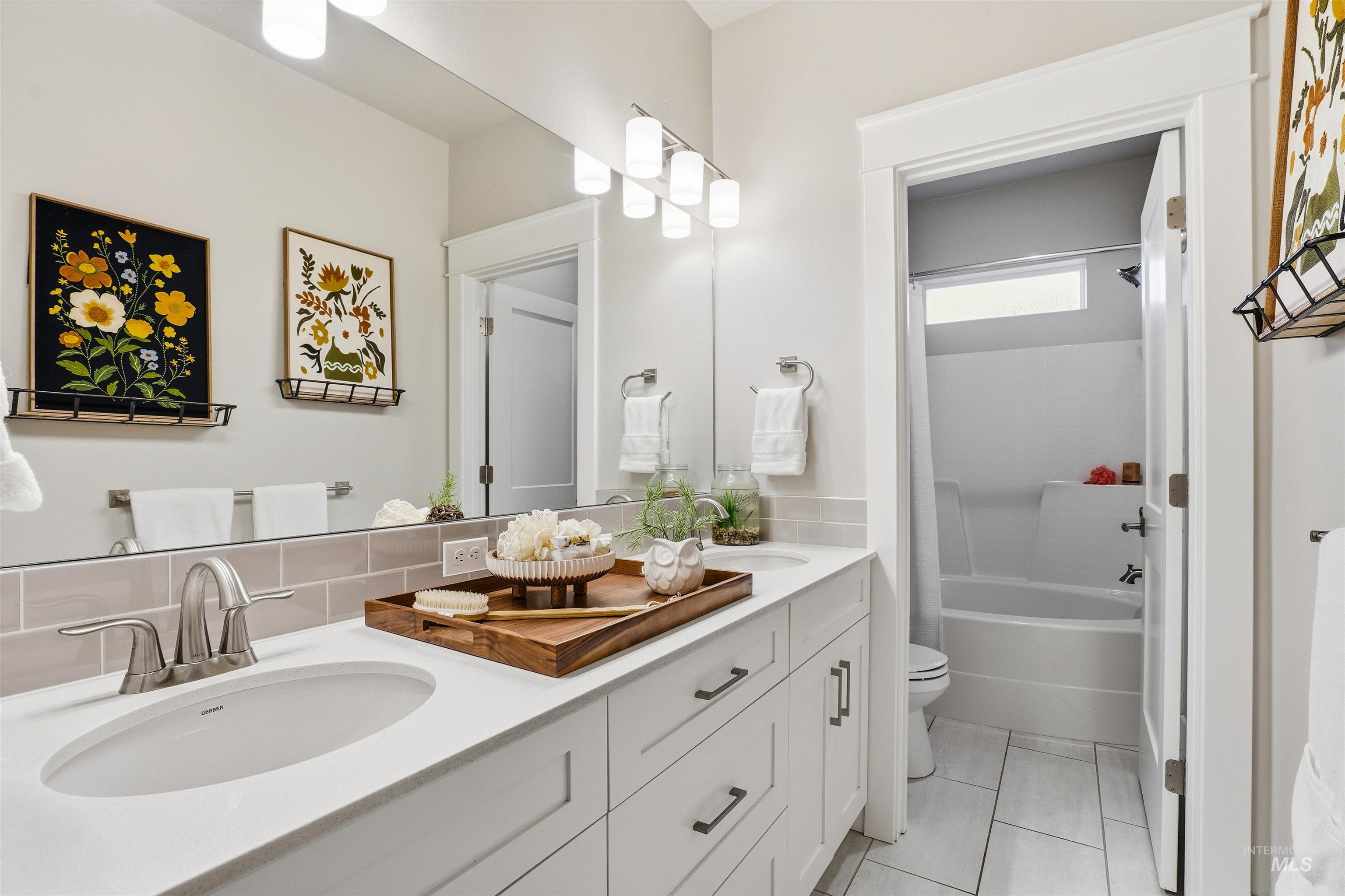 4632 N Panaro Ave, Meridian, Idaho 83646, 4 Bedrooms, 3 Bathrooms, Residential For Sale, Price $799,900,MLS 98971799