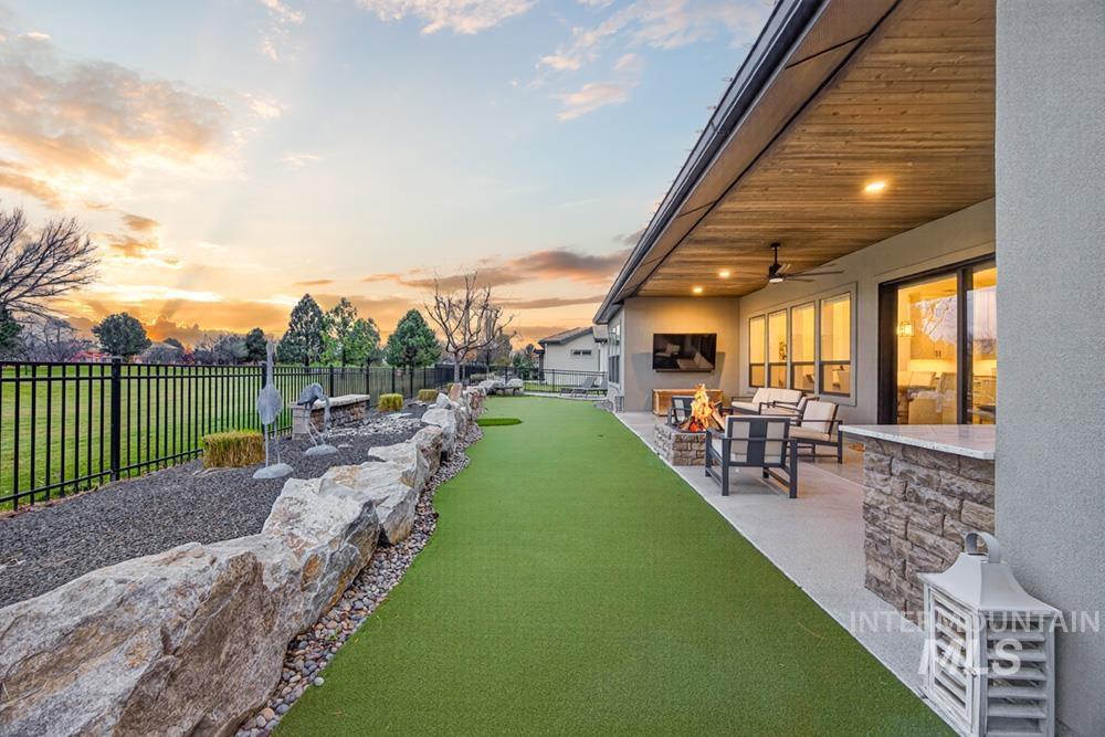 6638 N Big Cedar Way, Meridian, Idaho 83646, 4 Bedrooms, 3 Bathrooms, Residential For Sale, Price $1,298,000,MLS 98971800