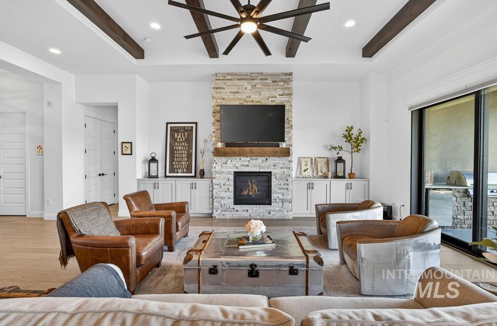 6638 N Big Cedar Way, Meridian, Idaho 83646, 4 Bedrooms, 3 Bathrooms, Residential For Sale, Price $1,298,000,MLS 98971800