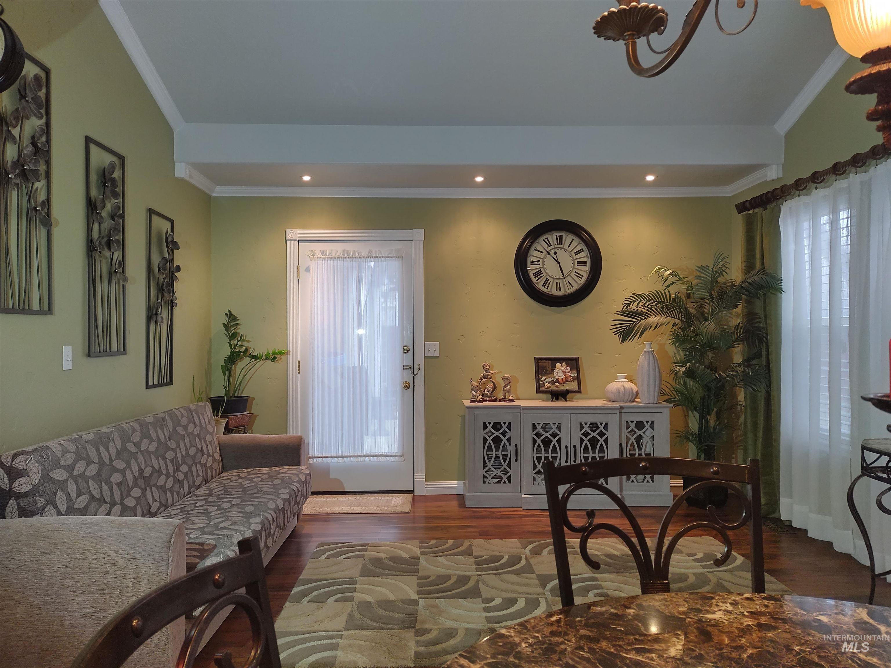 9249 W Carousel St, Boise, Idaho 83709, 3 Bedrooms, 2 Bathrooms, Residential For Sale, Price $459,900,MLS 98971801