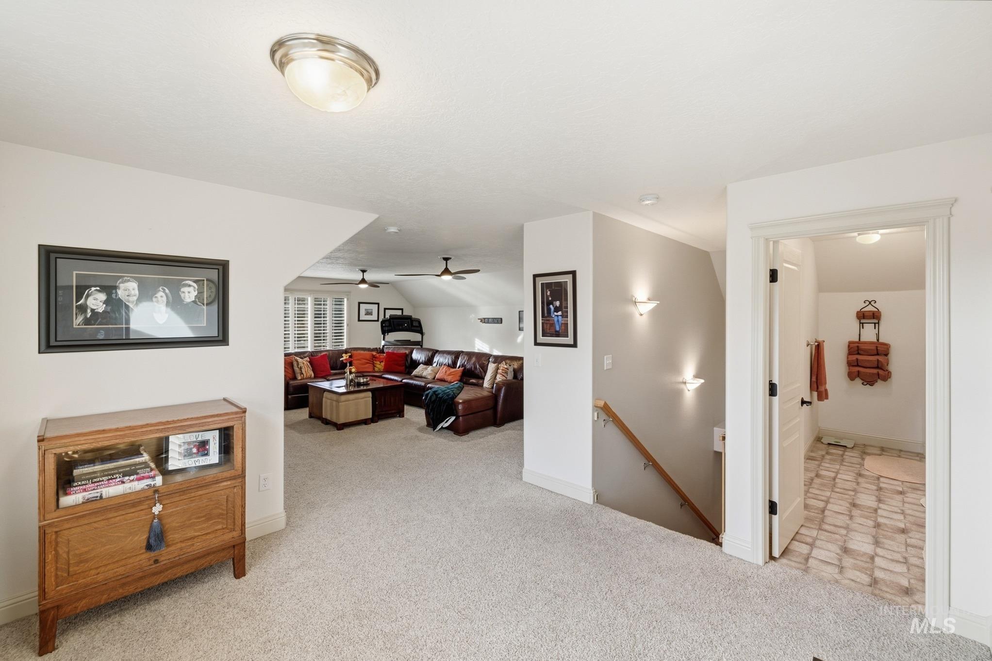 570 N Cove Colony Way, Eagle, Idaho 83616, 4 Bedrooms, 3.5 Bathrooms, Residential For Sale, Price $1,849,900,MLS 98971803