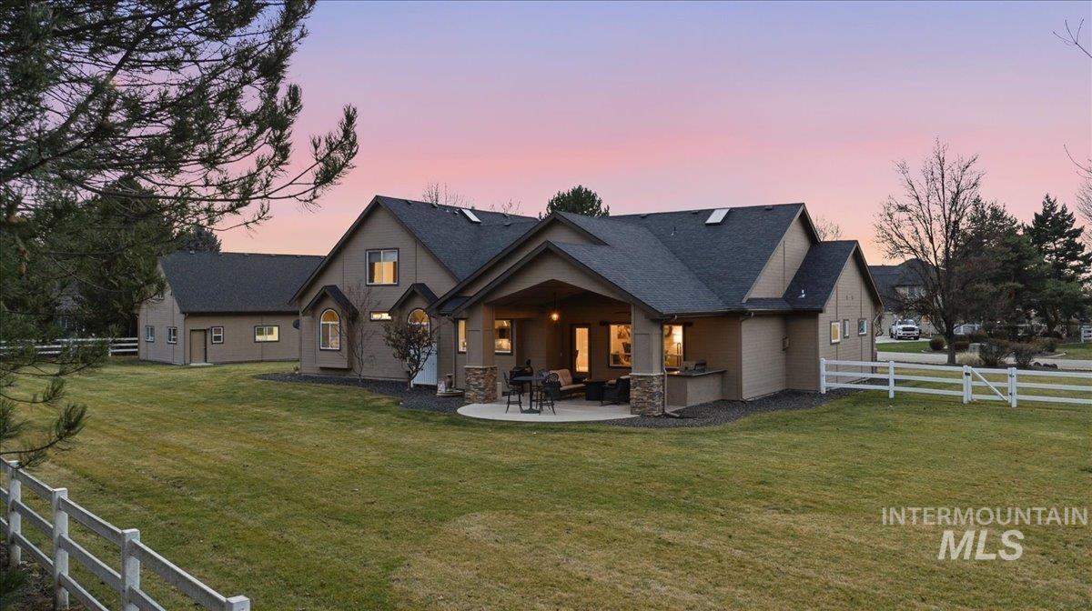 570 N Cove Colony Way, Eagle, Idaho 83616, 4 Bedrooms, 3.5 Bathrooms, Residential For Sale, Price $1,795,000,MLS 98971803