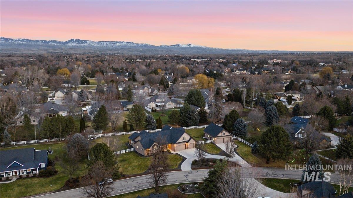 570 N Cove Colony Way, Eagle, Idaho 83616, 4 Bedrooms, 3.5 Bathrooms, Residential For Sale, Price $1,795,000,MLS 98971803