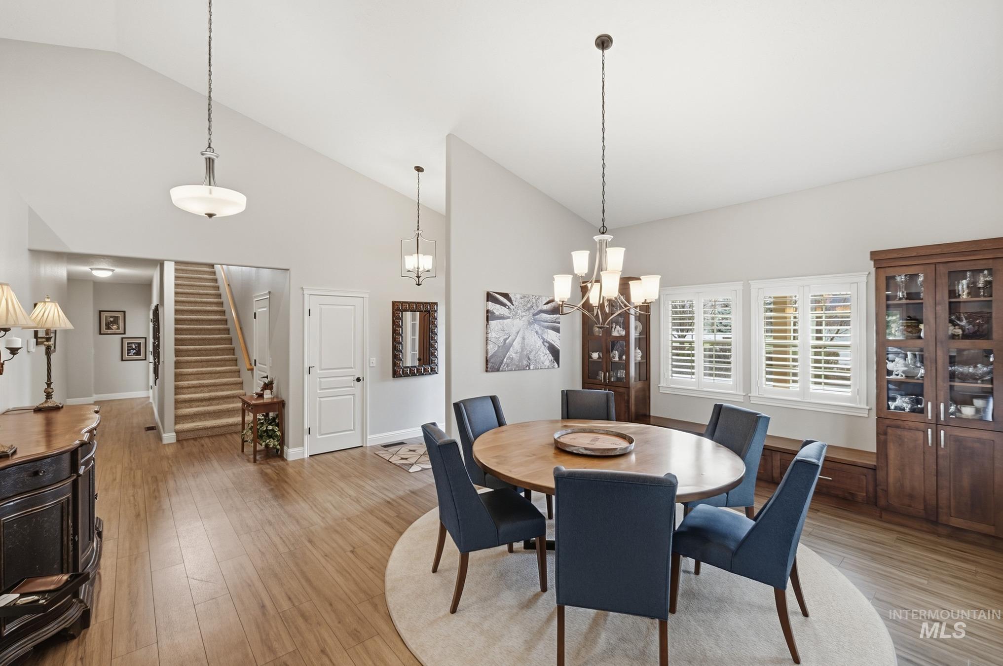 570 N Cove Colony Way, Eagle, Idaho 83616, 4 Bedrooms, 3.5 Bathrooms, Residential For Sale, Price $1,849,900,MLS 98971803