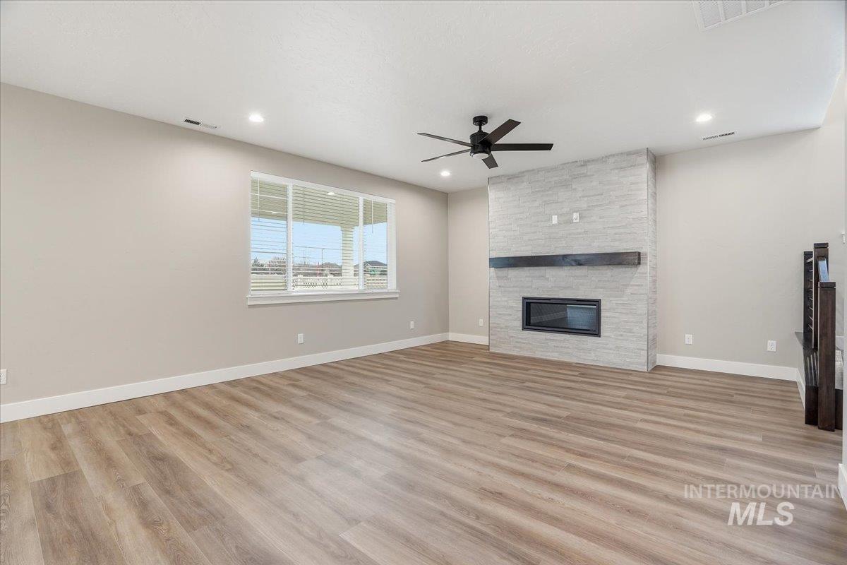 6105 N Torva Ave, Meridian, Idaho 83646, 5 Bedrooms, 4 Bathrooms, Residential For Sale, Price $739,990,MLS 98971804