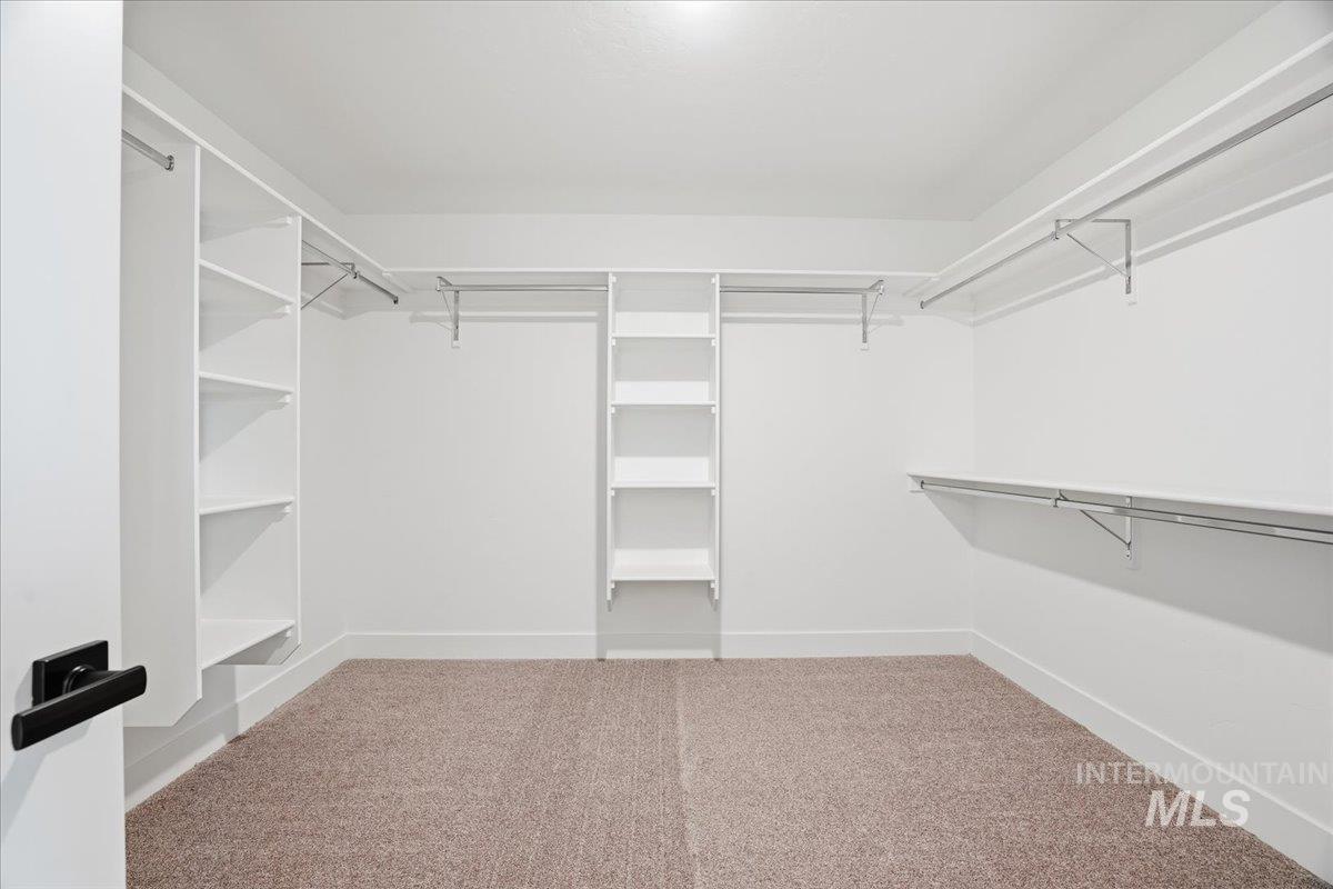 6105 N Torva Ave, Meridian, Idaho 83646, 5 Bedrooms, 4 Bathrooms, Residential For Sale, Price $739,990,MLS 98971804