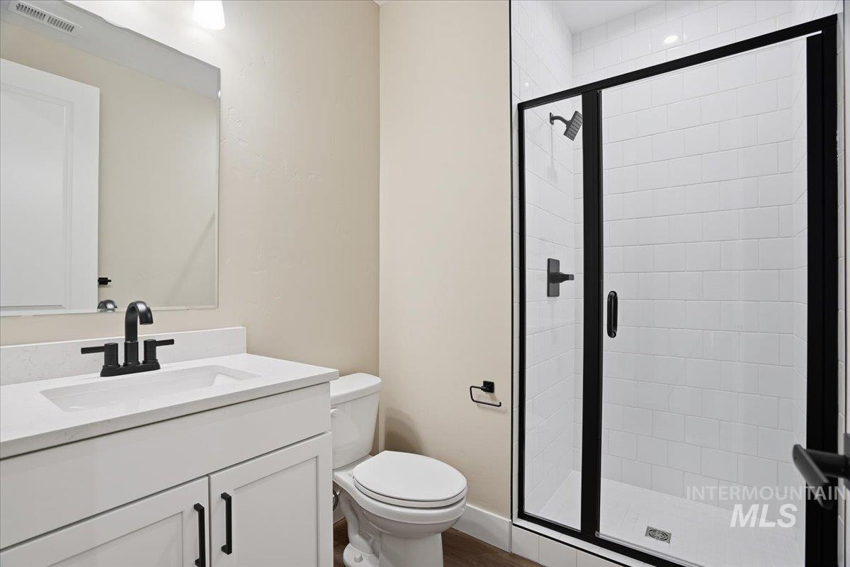 6105 N Torva Ave, Meridian, Idaho 83646, 5 Bedrooms, 4 Bathrooms, Residential For Sale, Price $739,990,MLS 98971804