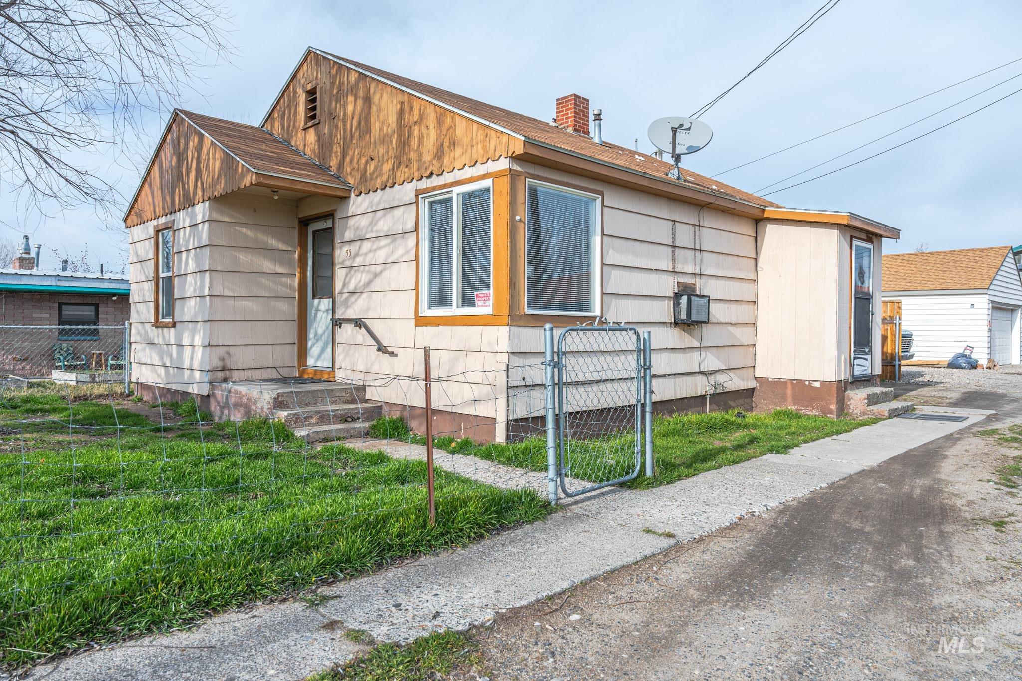 510 NW 1st St, Ontario, Oregon 97914-0000, 2 Bedrooms, 1 Bathroom, Residential For Sale, Price $279,999,MLS 98971807