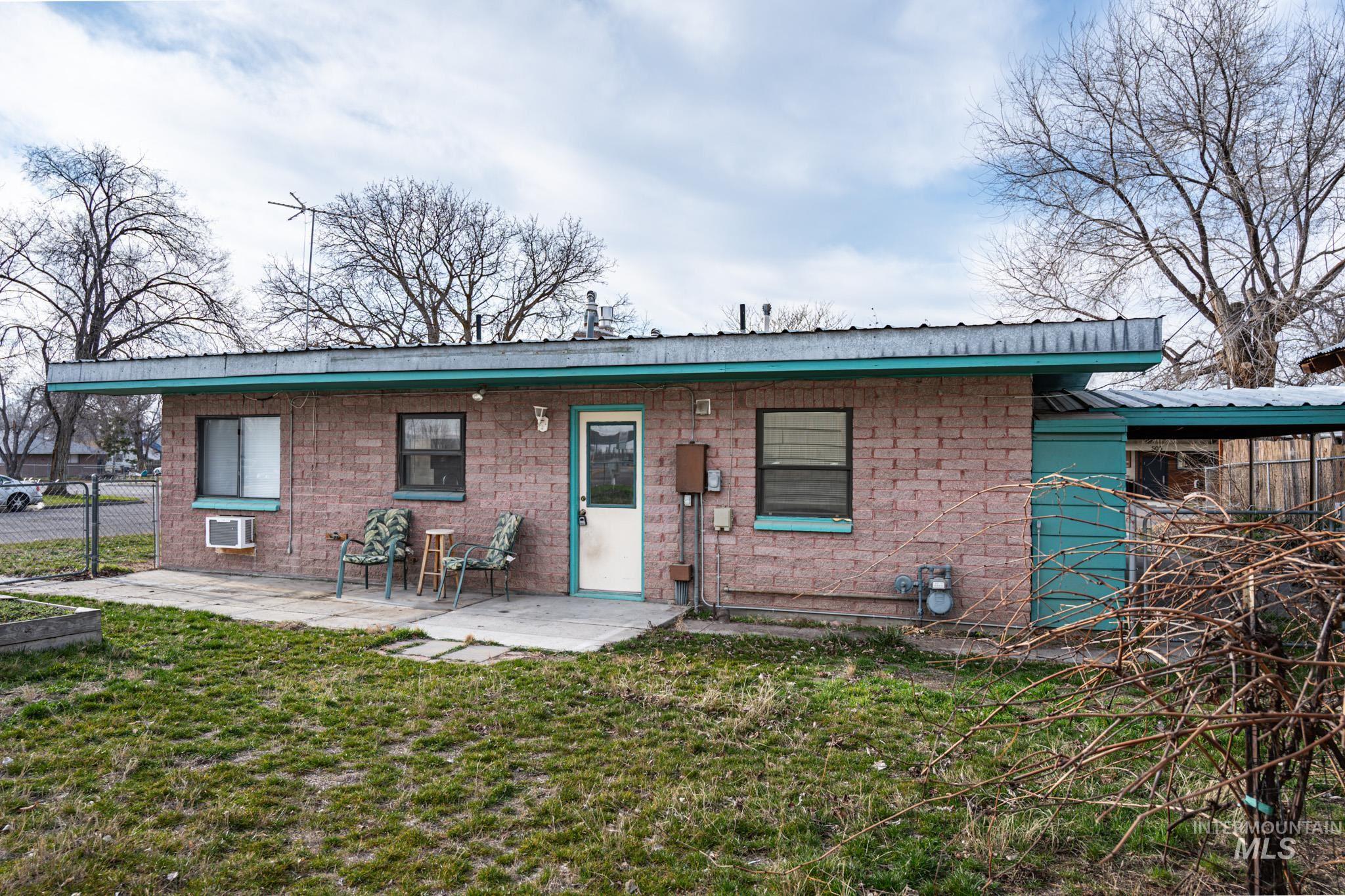 510 NW 1st St, Ontario, Oregon 97914-0000, 2 Bedrooms, 1 Bathroom, Residential For Sale, Price $279,999,MLS 98971807