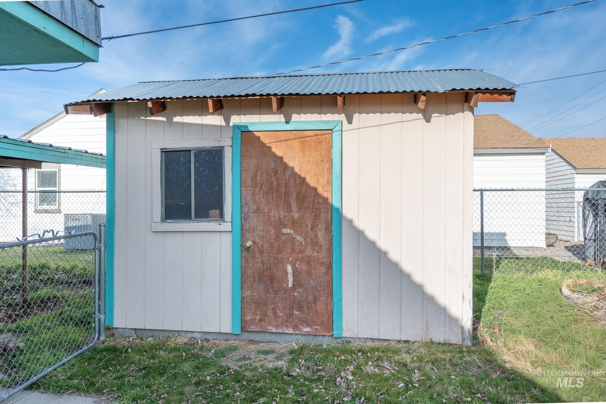 510 NW 1st St, Ontario, Oregon 97914-0000, 2 Bedrooms, 1 Bathroom, Residential For Sale, Price $279,999,MLS 98971807