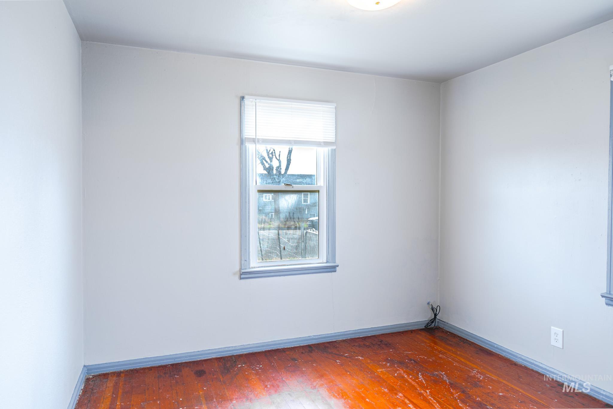 510 NW 1st St, Ontario, Oregon 97914-0000, 2 Bedrooms, 1 Bathroom, Residential For Sale, Price $279,999,MLS 98971807