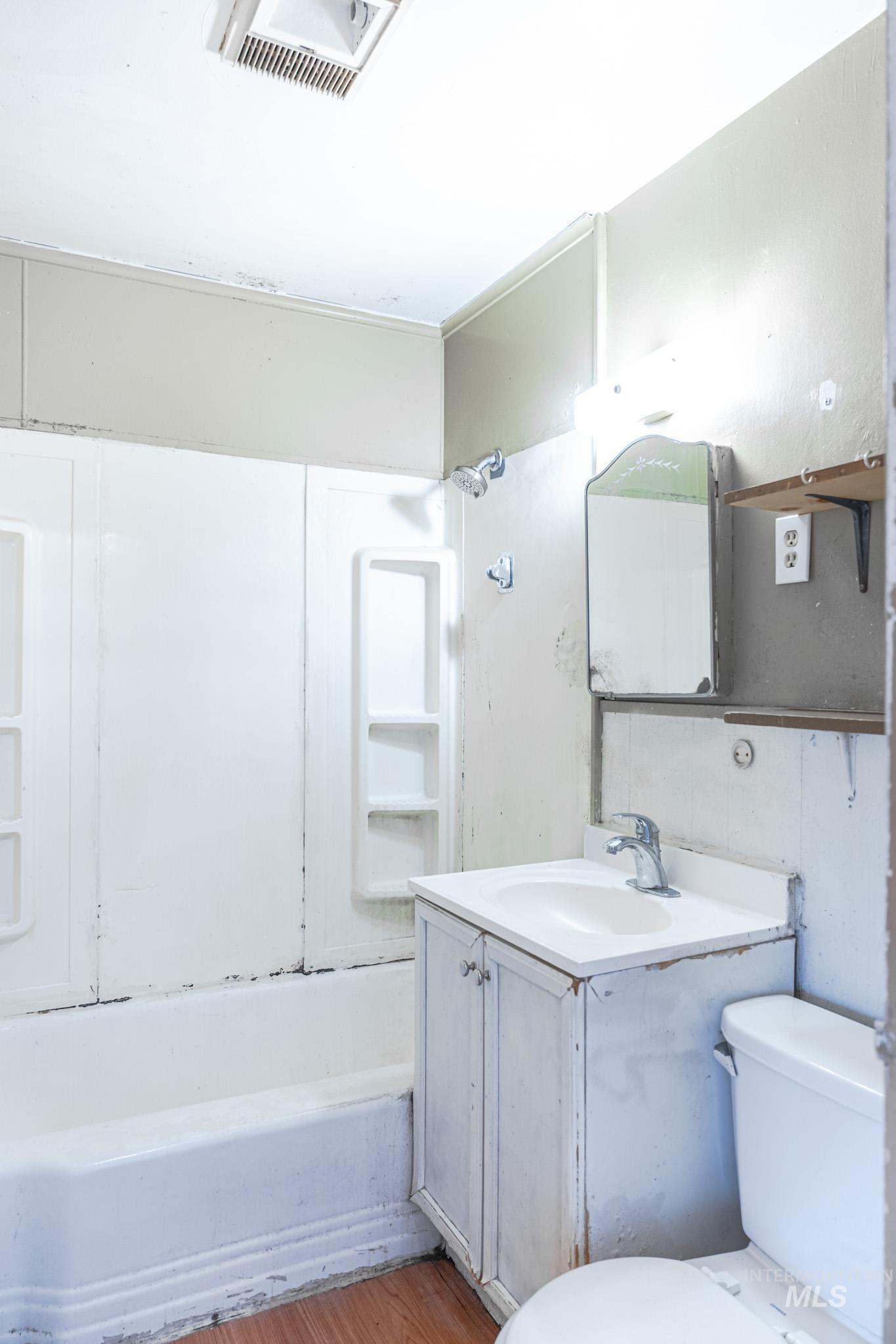 510 NW 1st St, Ontario, Oregon 97914-0000, 2 Bedrooms, 1 Bathroom, Residential For Sale, Price $279,999,MLS 98971807