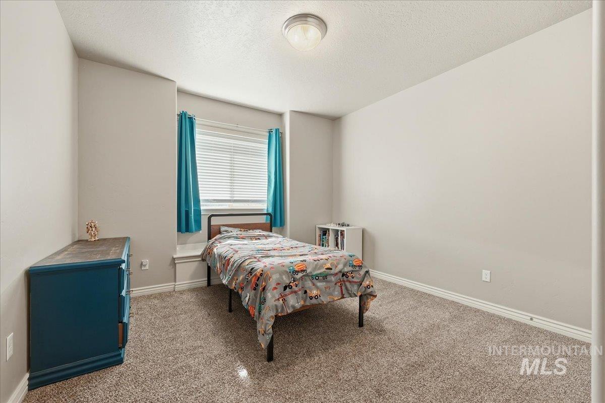 9508 W Ringle Creek St, Star, Idaho 83669, 4 Bedrooms, 3 Bathrooms, Residential For Sale, Price $739,900,MLS 98971809