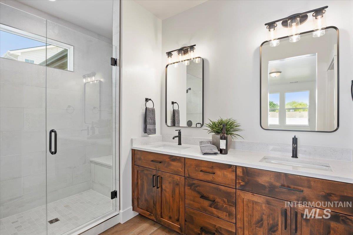 258 Maxine Lane West, Kimberly, Idaho 83341, 3 Bedrooms, 2 Bathrooms, Residential For Sale, Price $499,900,MLS 98971812