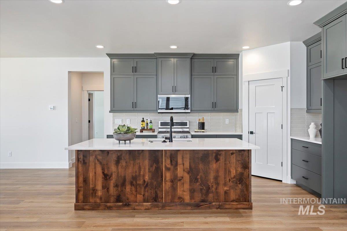 258 Maxine Lane West, Kimberly, Idaho 83341, 3 Bedrooms, 2 Bathrooms, Residential For Sale, Price $499,900,MLS 98971812