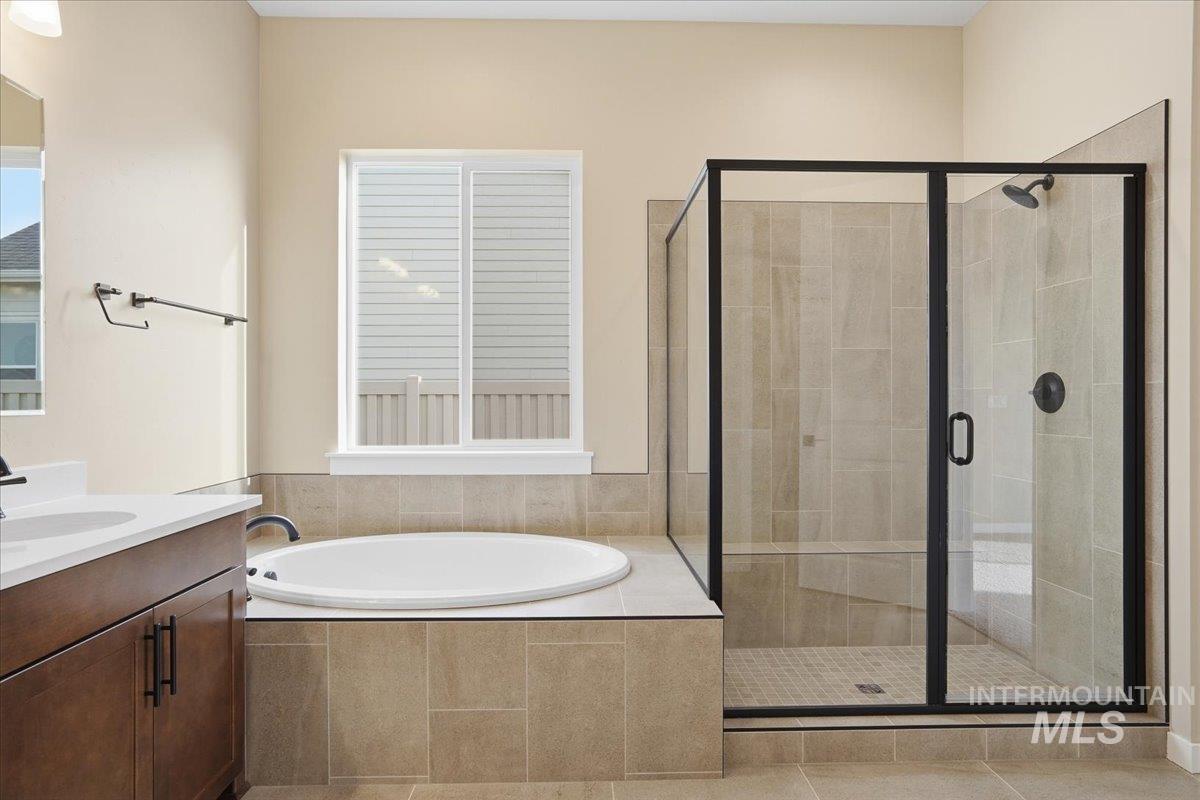 1229 Stirling Meadows Ct, Middleton, Idaho 83644, 4 Bedrooms, 3.5 Bathrooms, Residential For Sale, Price $749,990,MLS 98971814