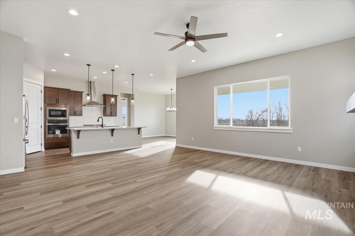 1229 Stirling Meadows Ct, Middleton, Idaho 83644, 4 Bedrooms, 3.5 Bathrooms, Residential For Sale, Price $749,990,MLS 98971814