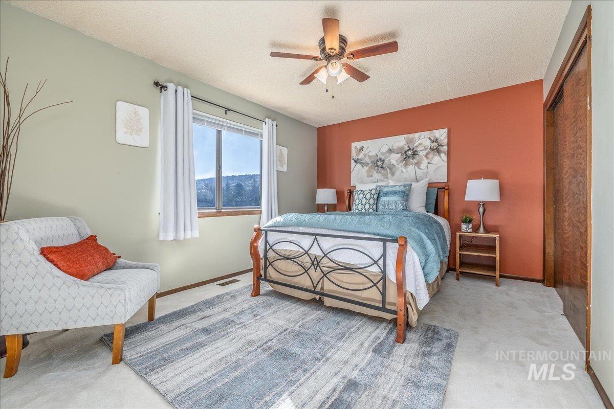 2228 E Roanoke Dr, Boise, Idaho 83712, 3 Bedrooms, 2.5 Bathrooms, Residential Income For Sale, Price $979,999,MLS 98971815