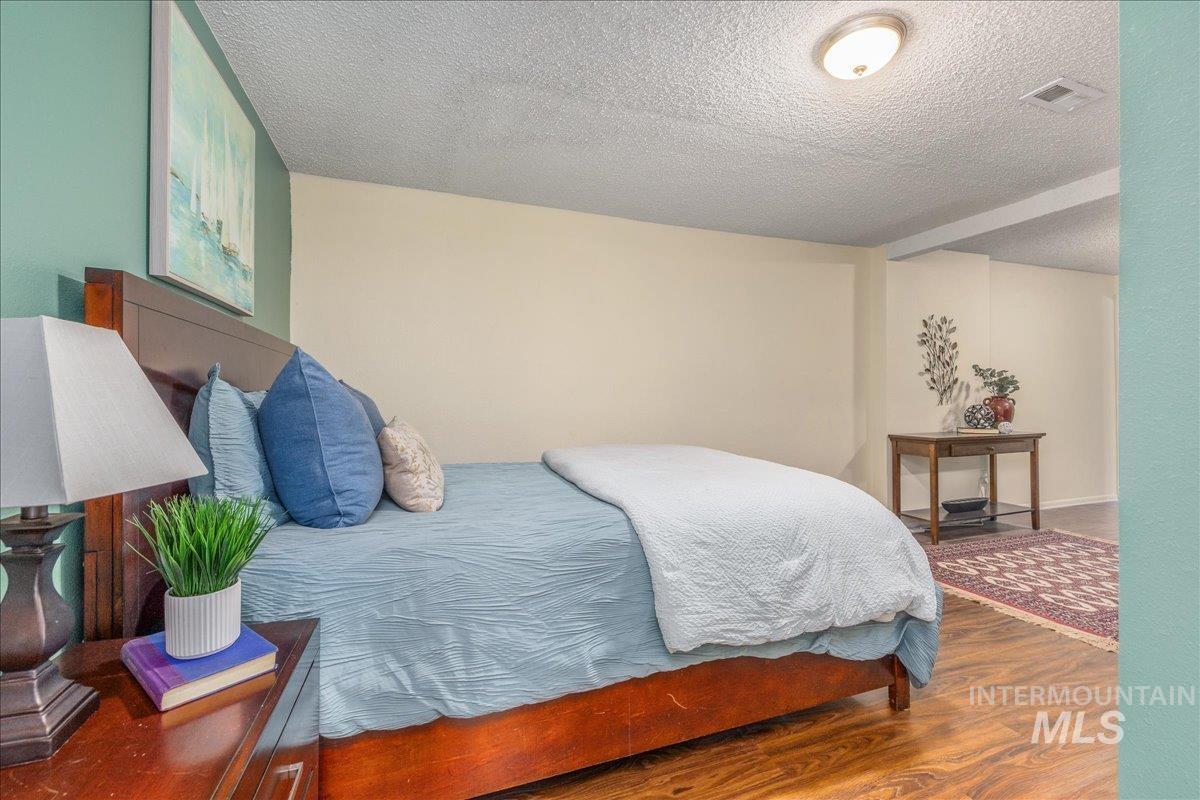 2228 E Roanoke Dr, Boise, Idaho 83712, 3 Bedrooms, 2.5 Bathrooms, Residential Income For Sale, Price $979,999,MLS 98971815