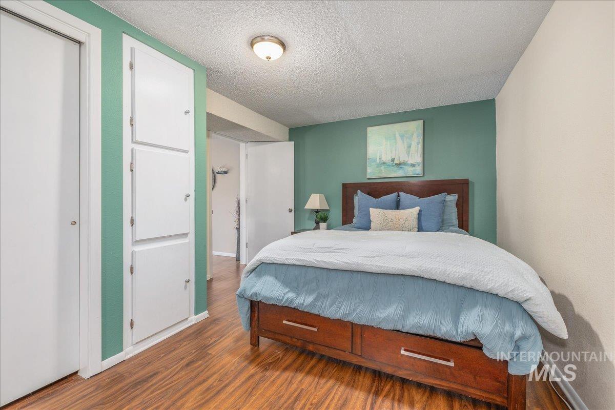 2228 E Roanoke Dr, Boise, Idaho 83712, 3 Bedrooms, 2.5 Bathrooms, Residential Income For Sale, Price $979,999,MLS 98971815